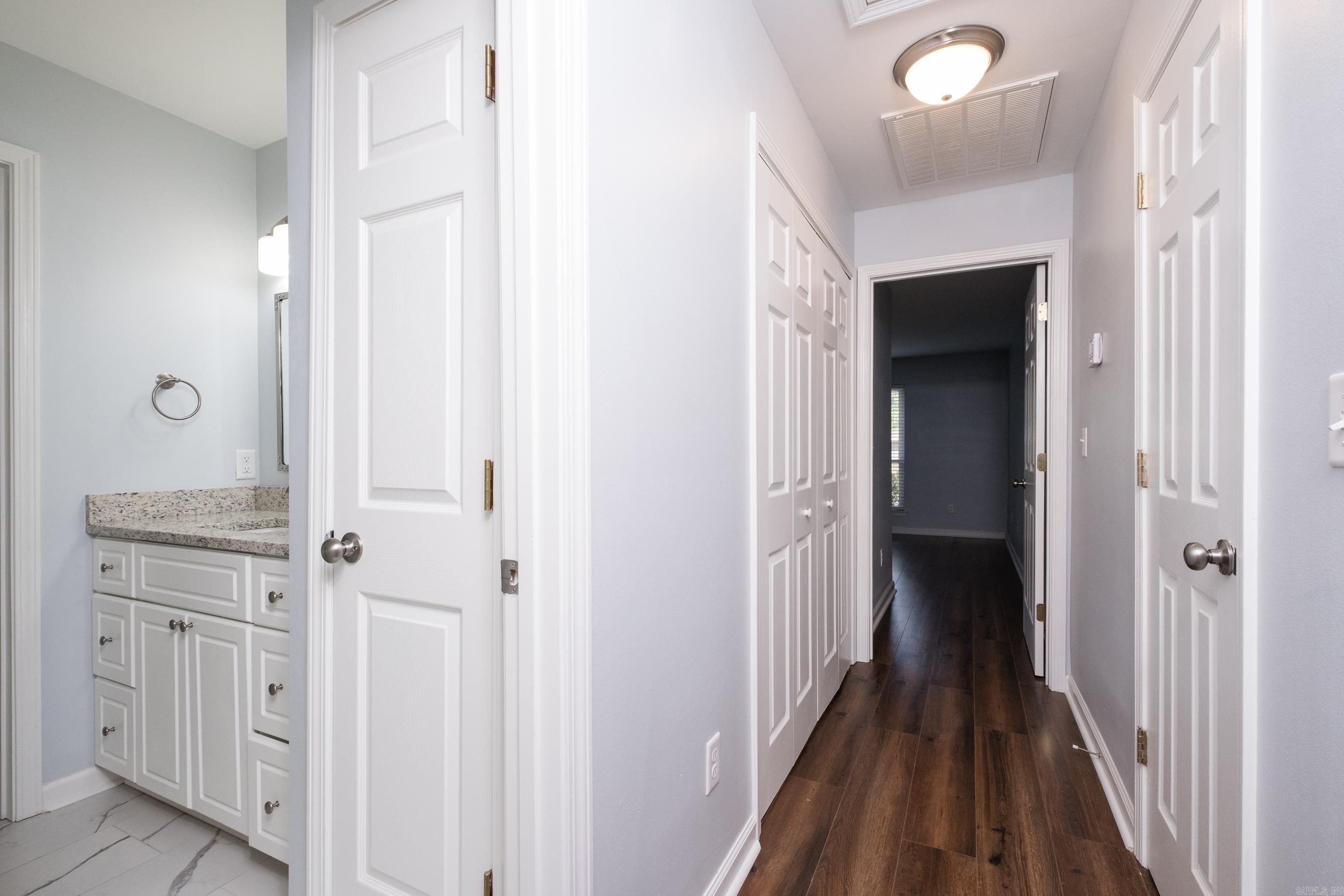 34 HAMPSHIRE  Little Rock, AR