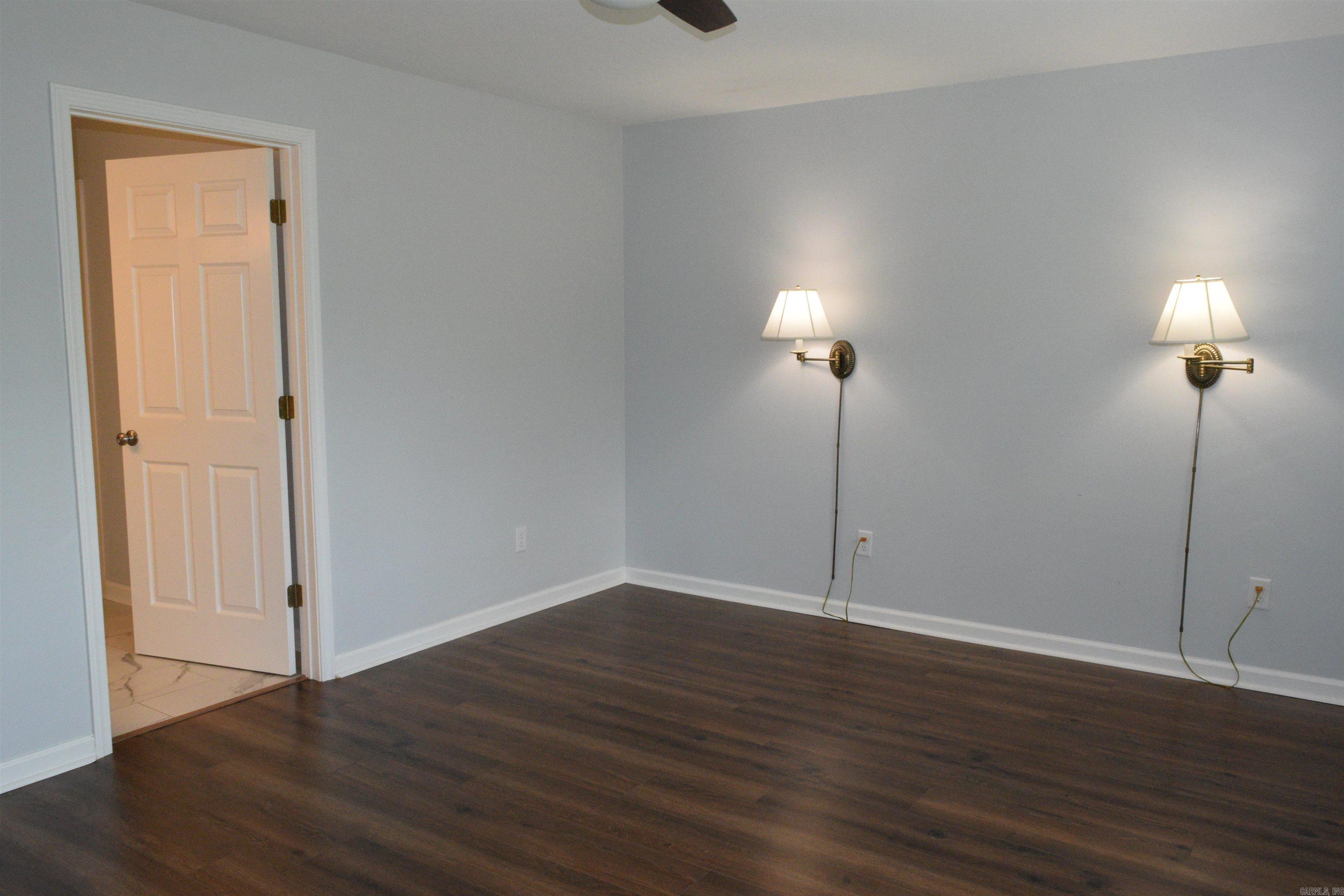 34 HAMPSHIRE  Little Rock, AR