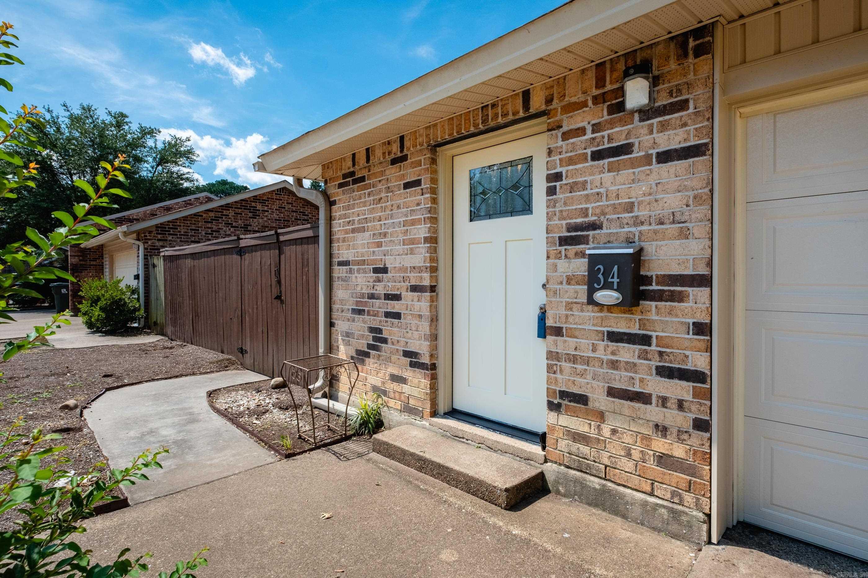 34 HAMPSHIRE  Little Rock, AR
