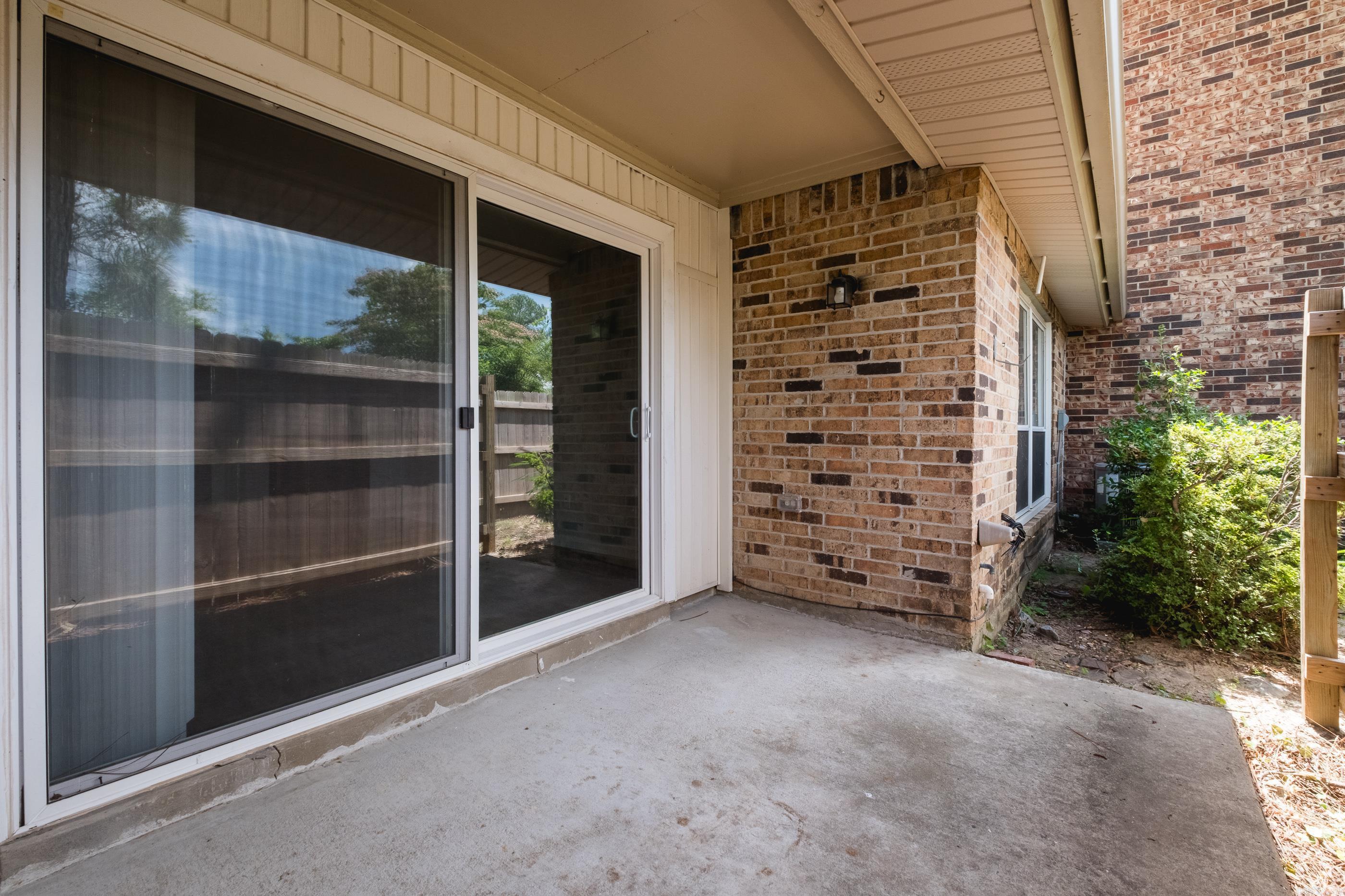 34 HAMPSHIRE  Little Rock, AR