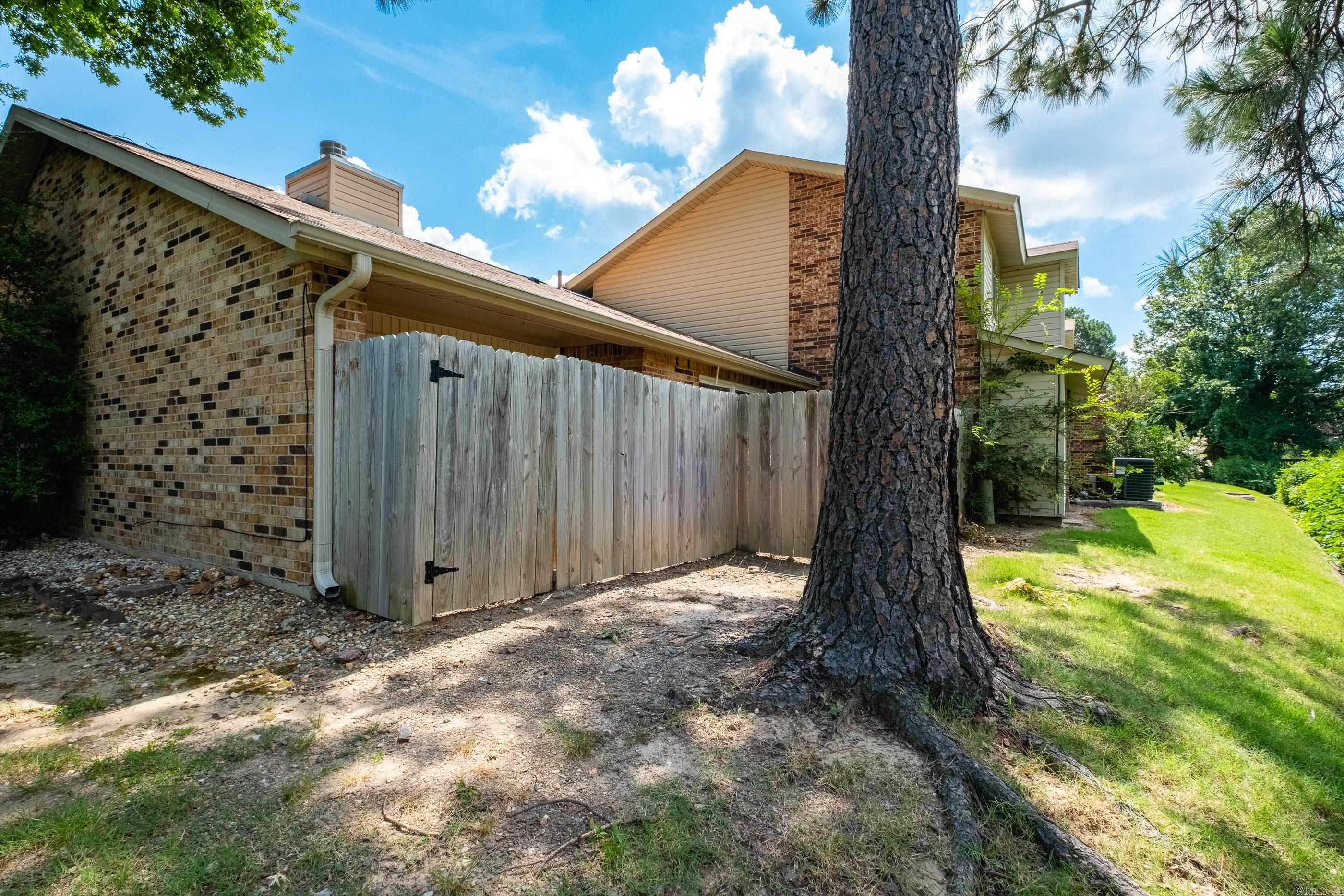 34 HAMPSHIRE  Little Rock, AR