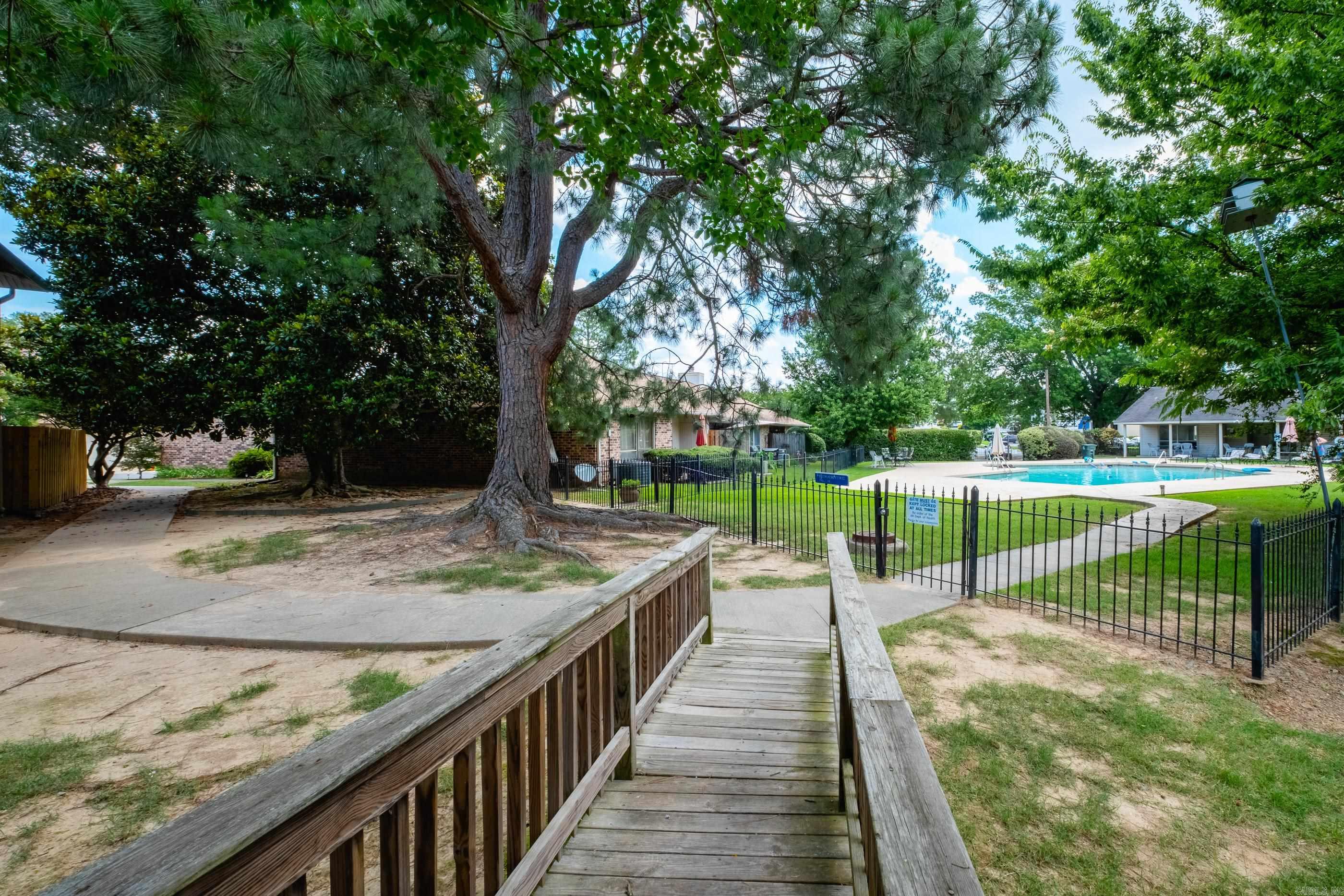 34 HAMPSHIRE  Little Rock, AR