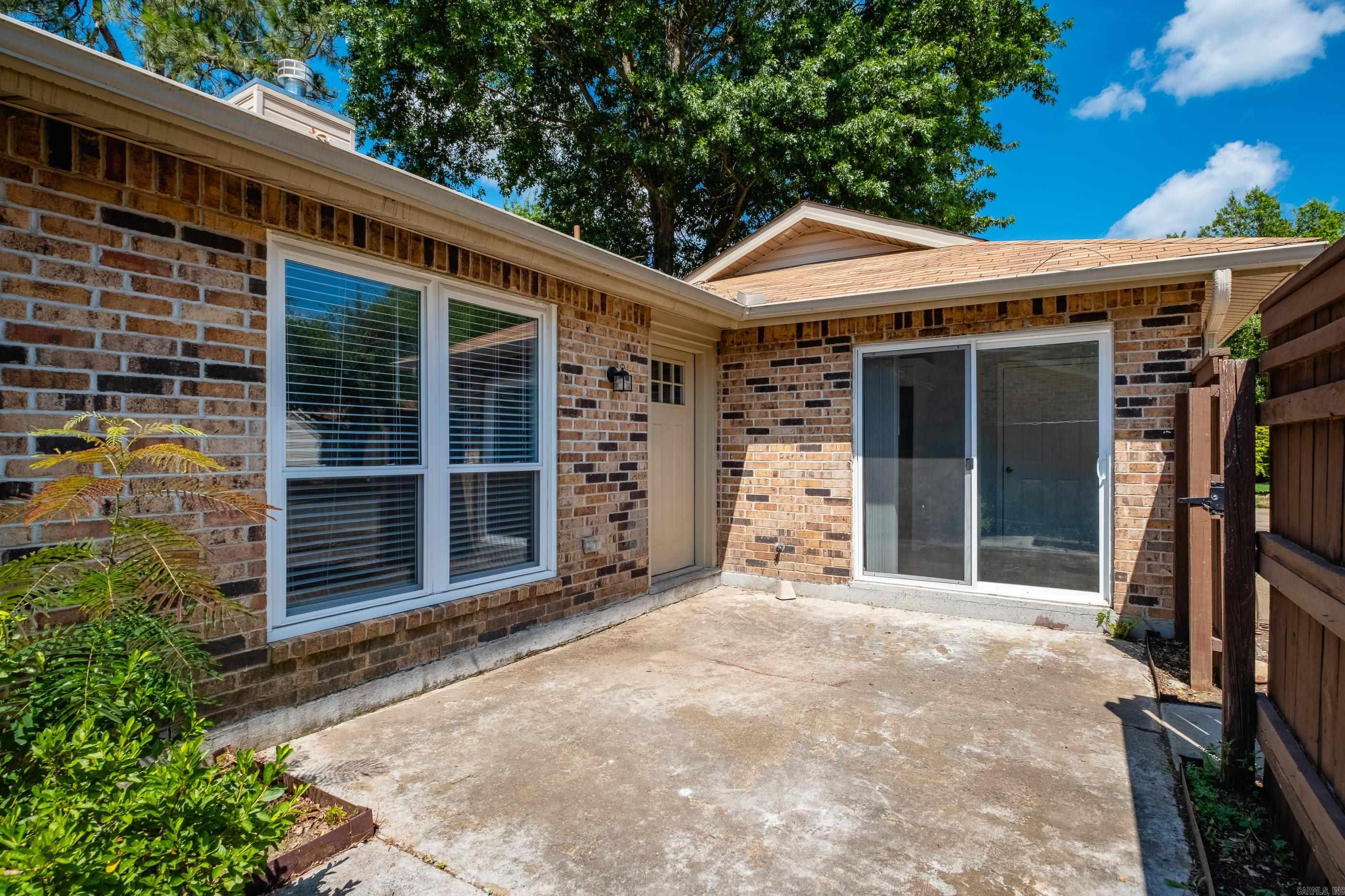 34 HAMPSHIRE  Little Rock, AR