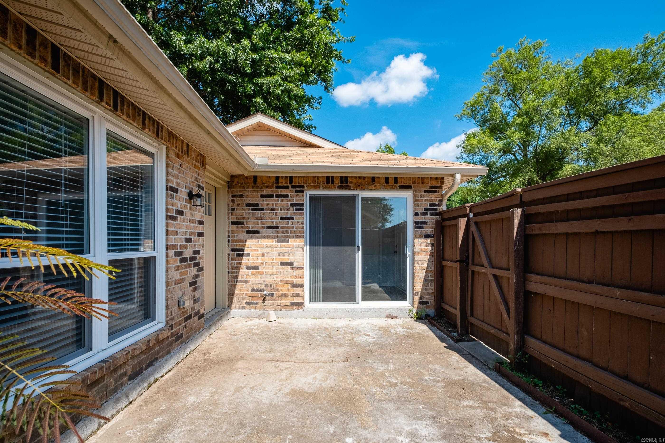 34 HAMPSHIRE  Little Rock, AR