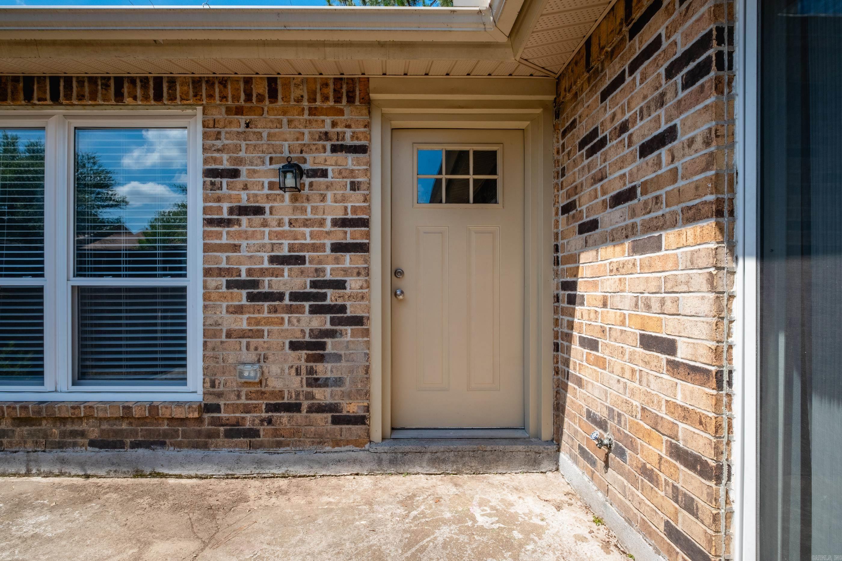 34 HAMPSHIRE  Little Rock, AR