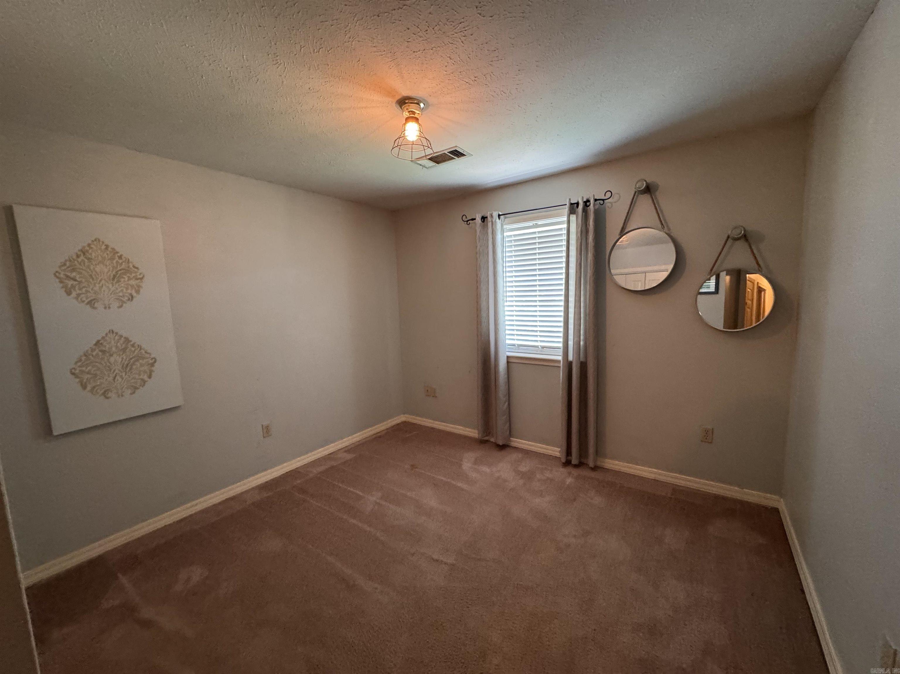 106 Red Oak  Searcy, AR
