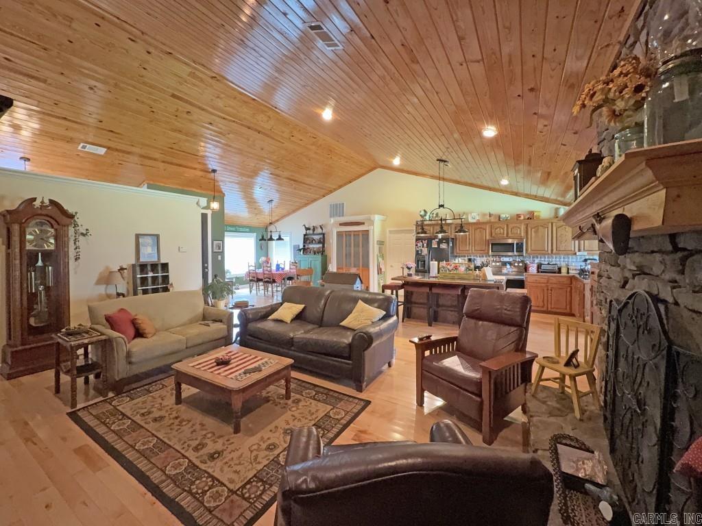 10 Harry  Batesville, AR