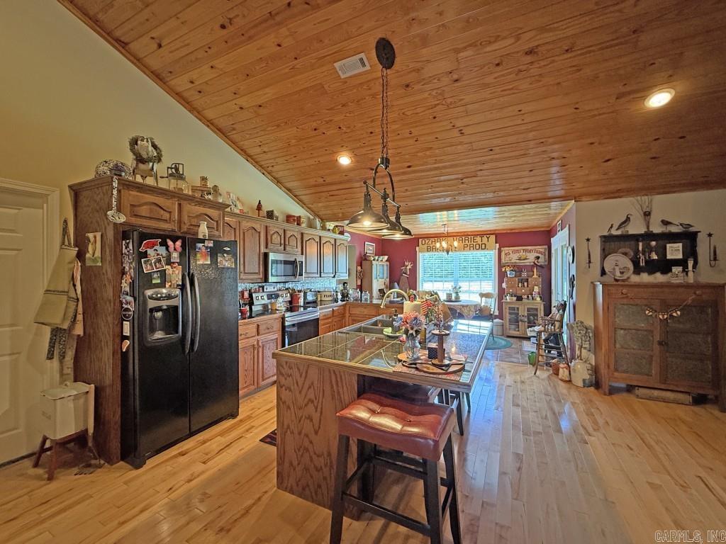 10 Harry  Batesville, AR
