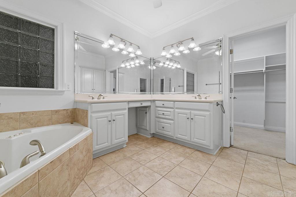 6733 Austin Bay Court  Sherwood, AR