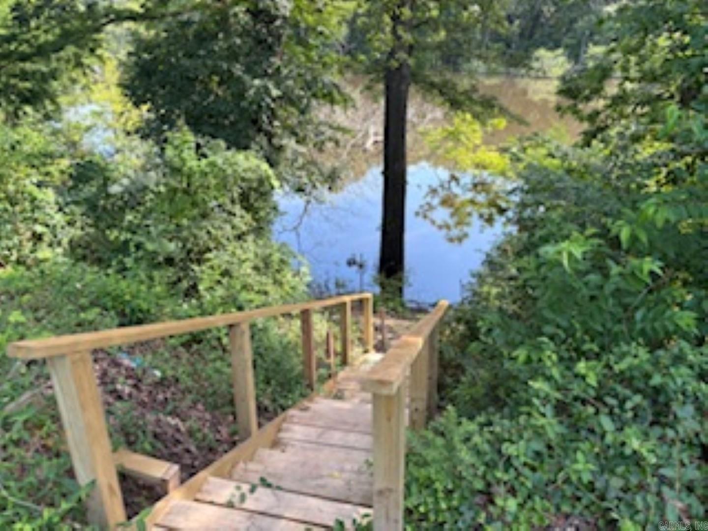 13870 HWy 11 N  Des Arc, AR