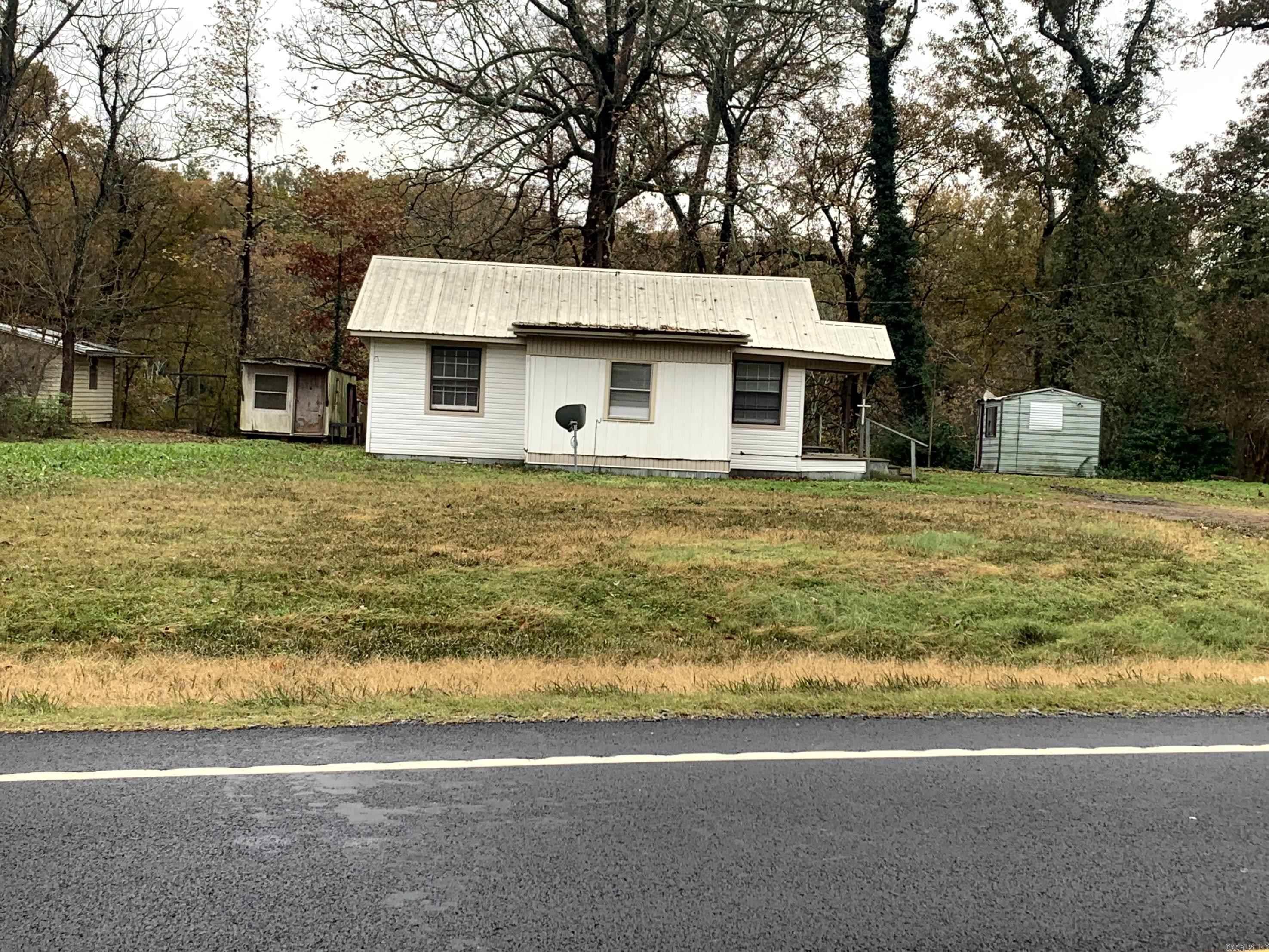 13870 HWy 11 N  Des Arc, AR