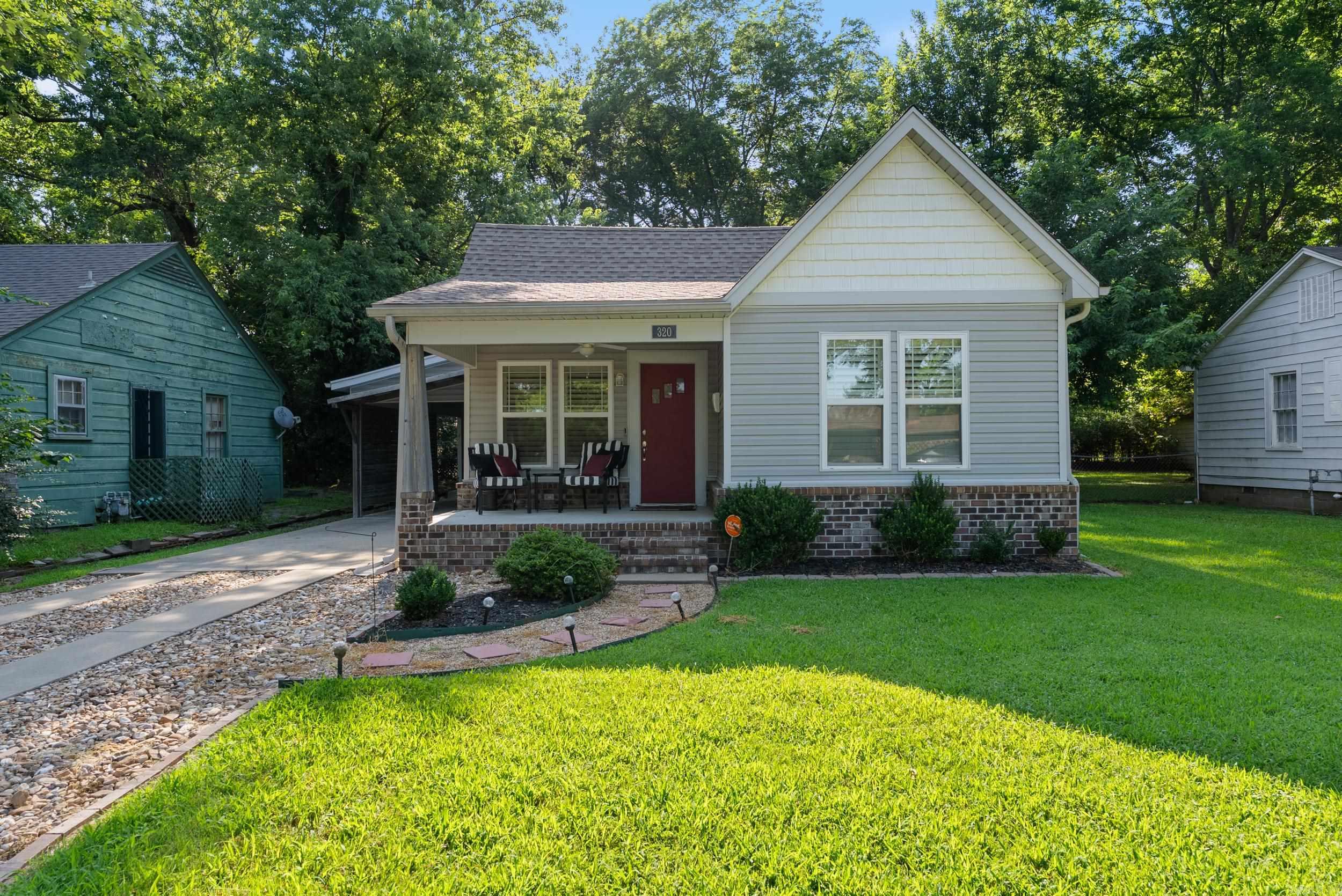 320 Mitchell  Conway, AR