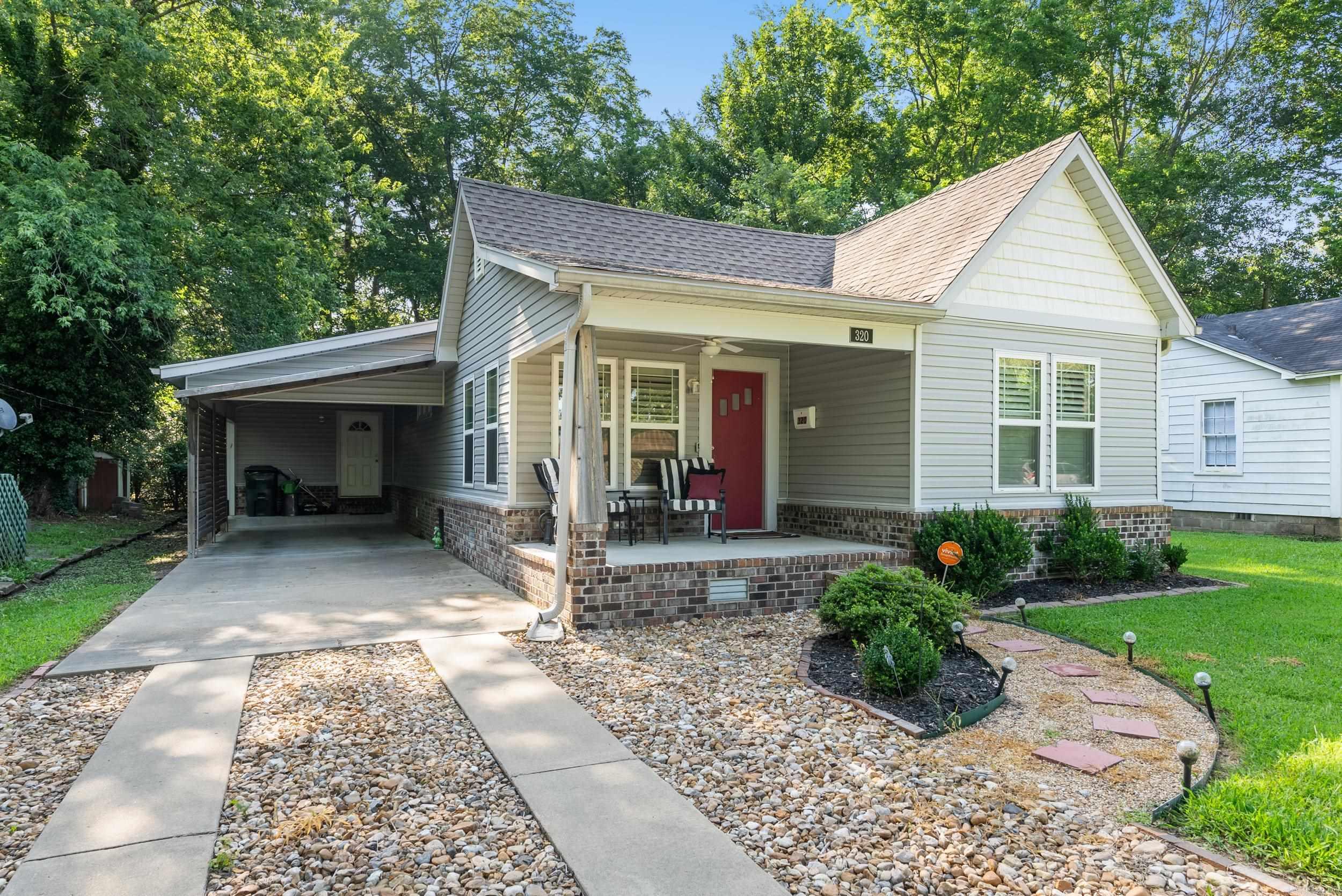 320 Mitchell  Conway, AR