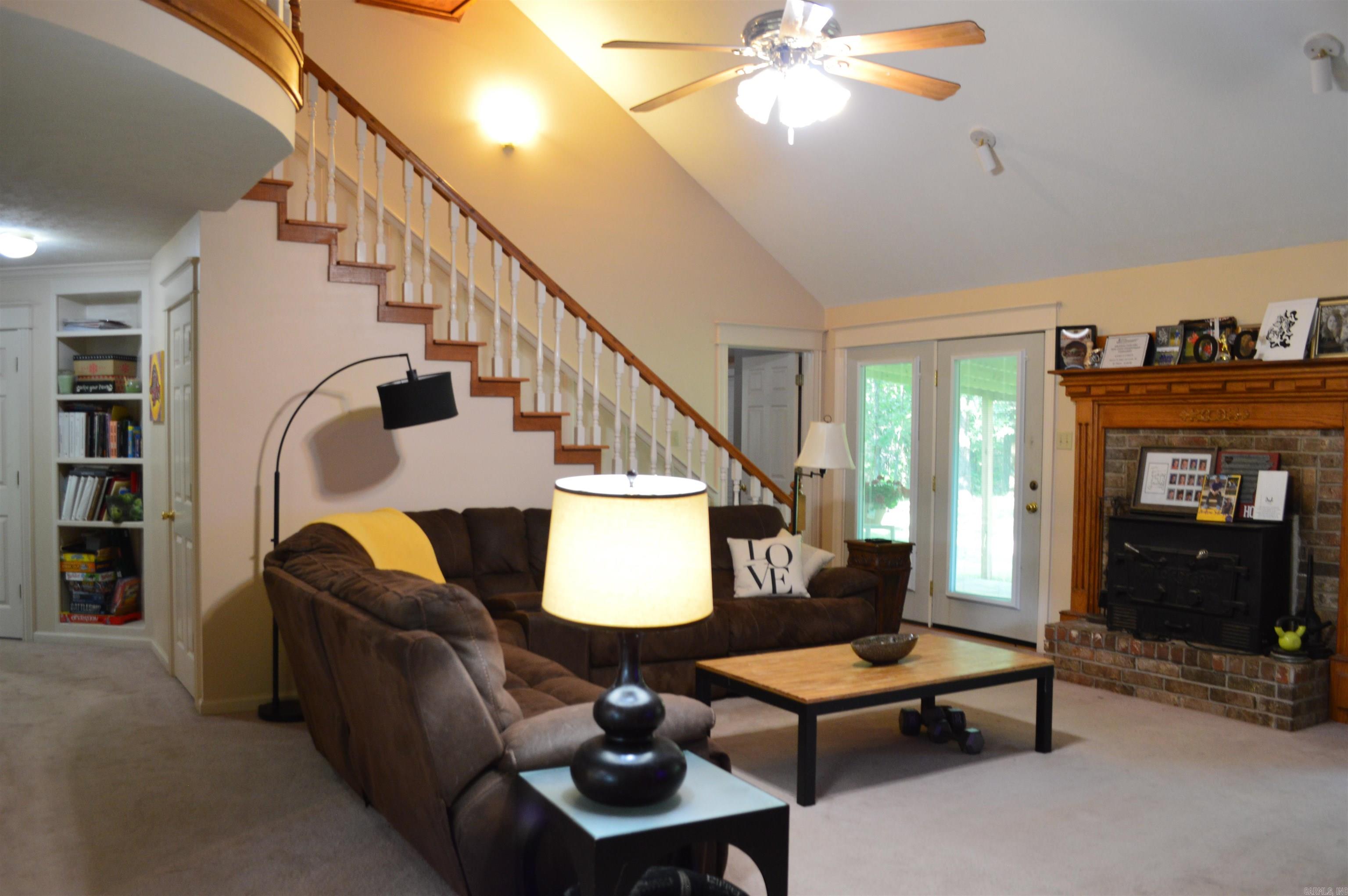 70 North  Conway, AR