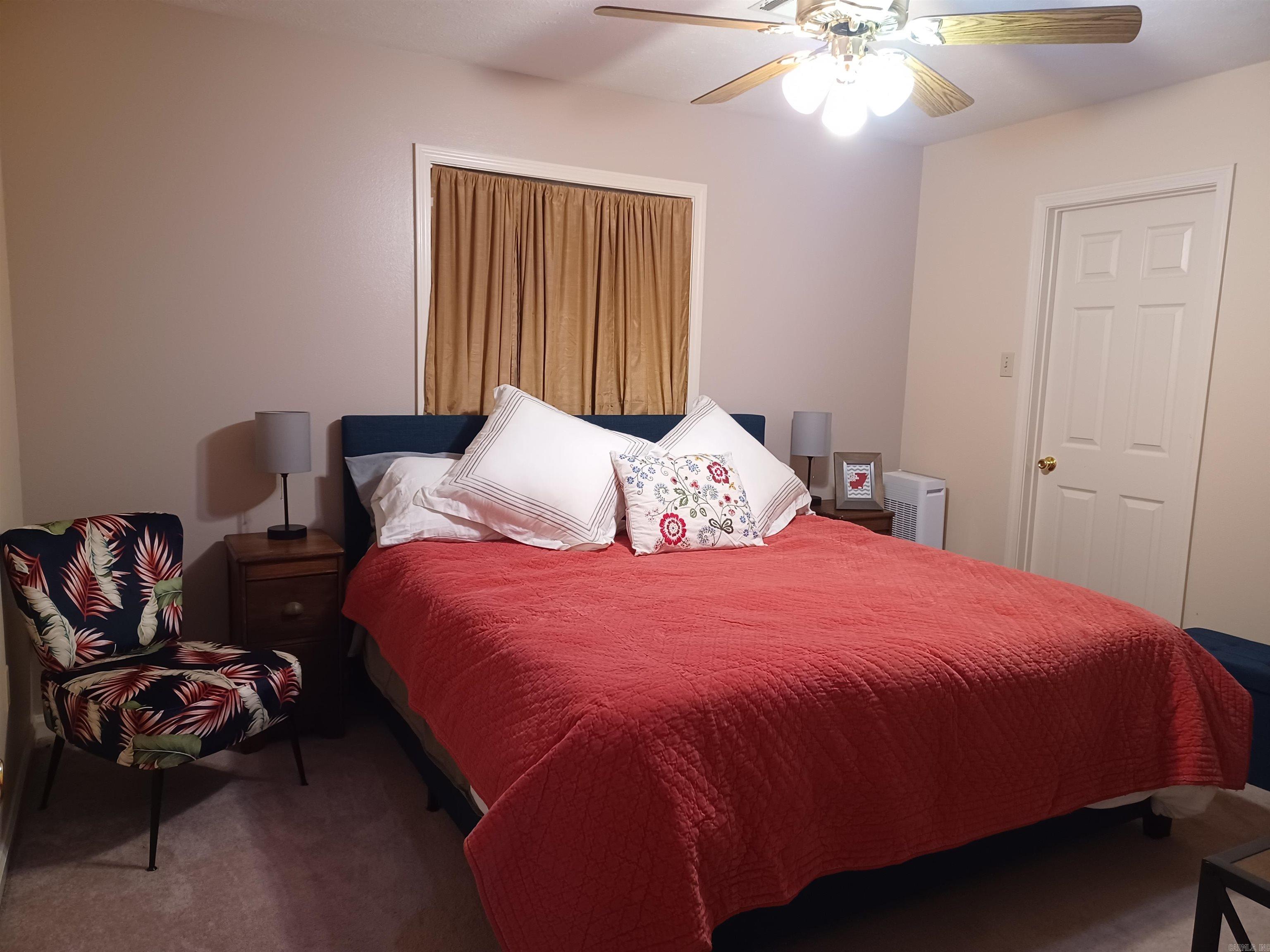 70 North  Conway, AR