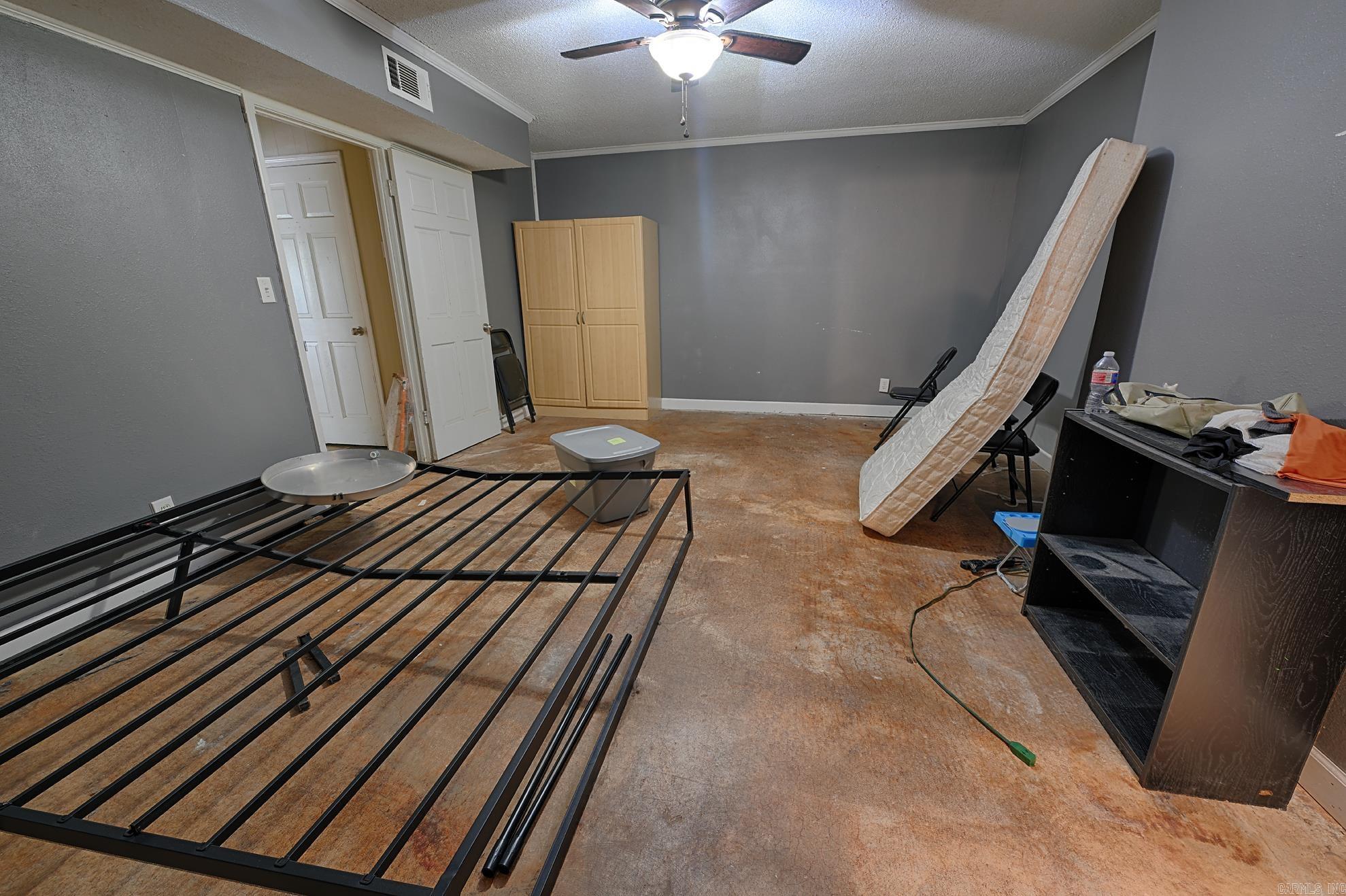 1 Ivy  Arkadelphia, AR