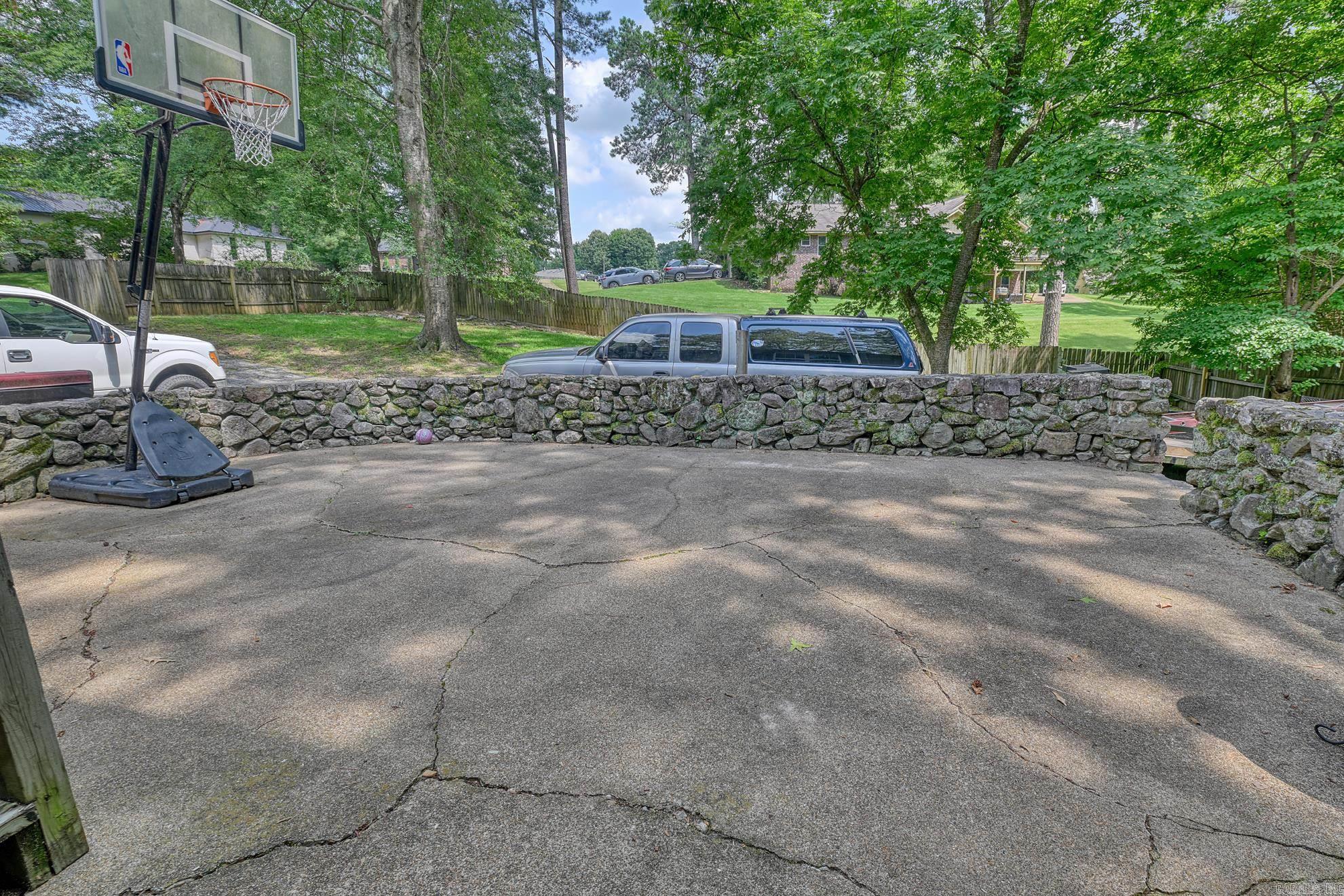 1 Ivy  Arkadelphia, AR
