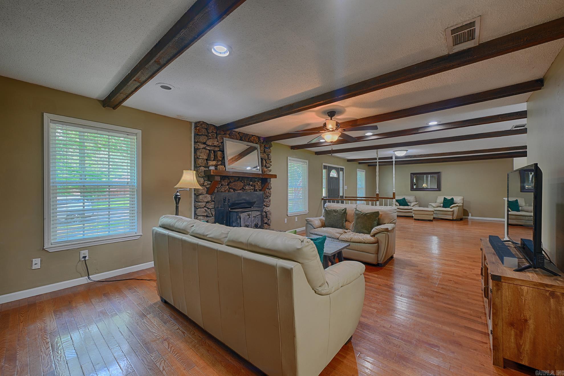 1 Ivy  Arkadelphia, AR