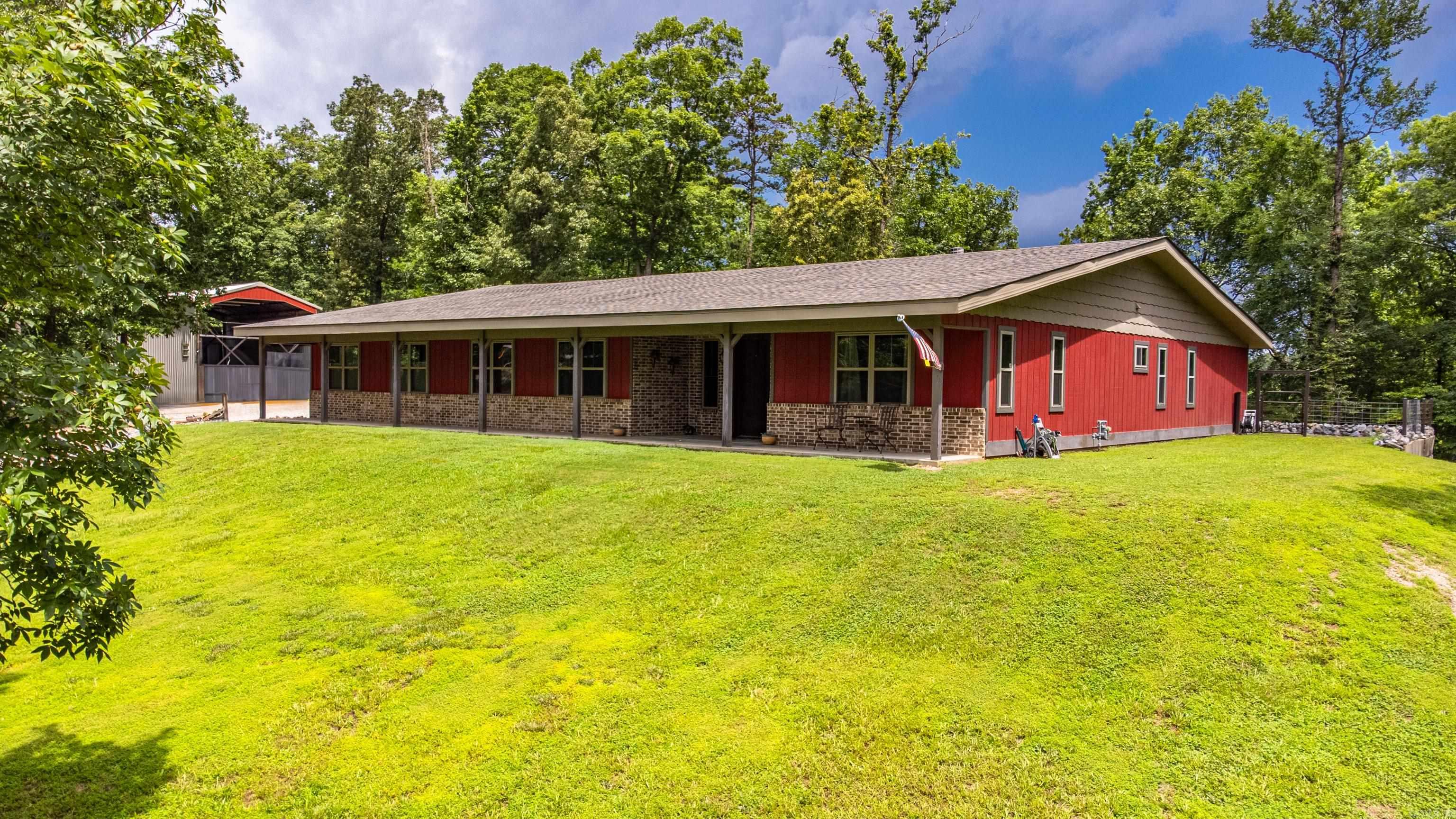 130 Rockdale Place Hot Springs, AR 71901
