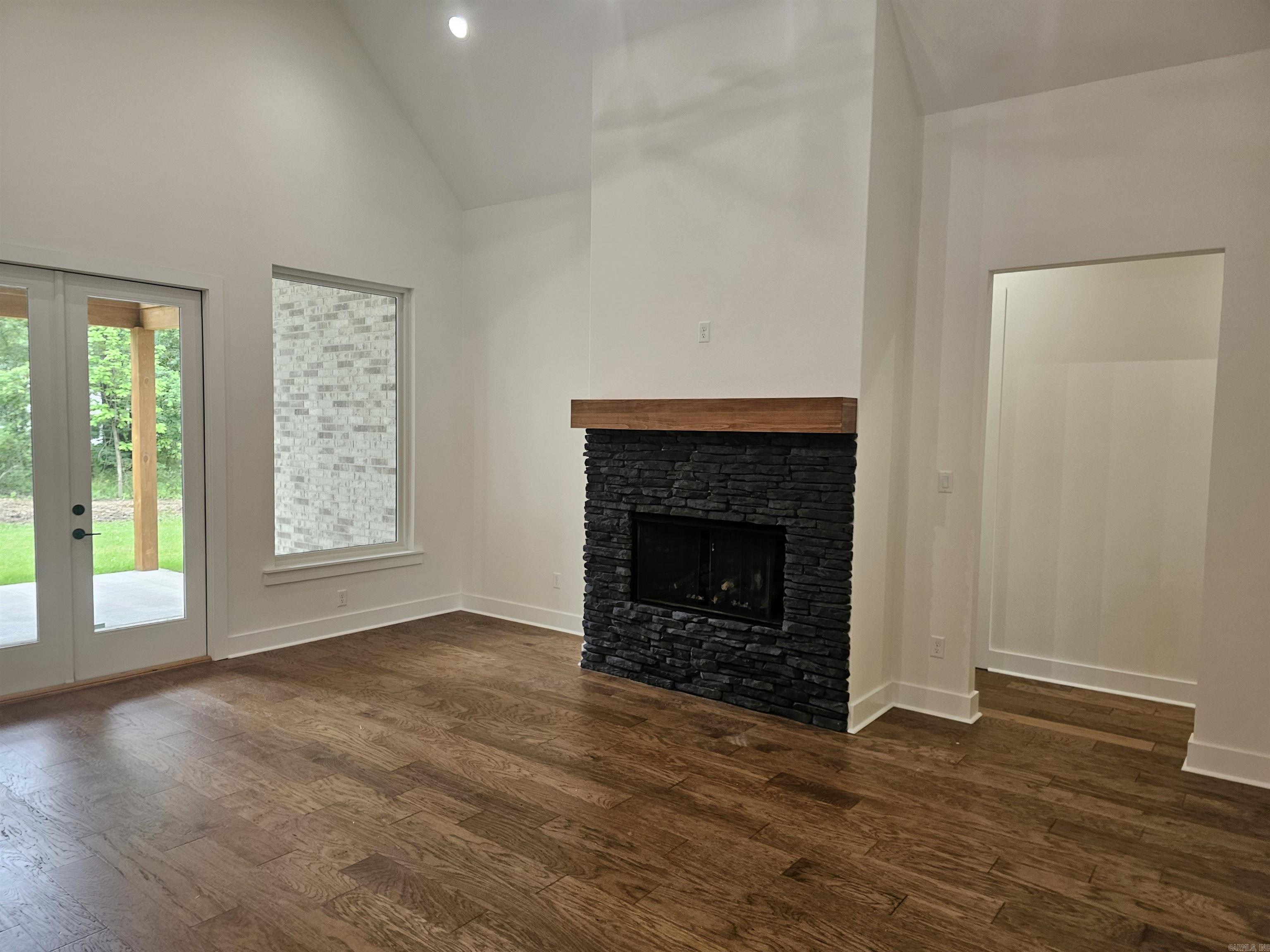 3053 Avilla Manor  Alexander, AR