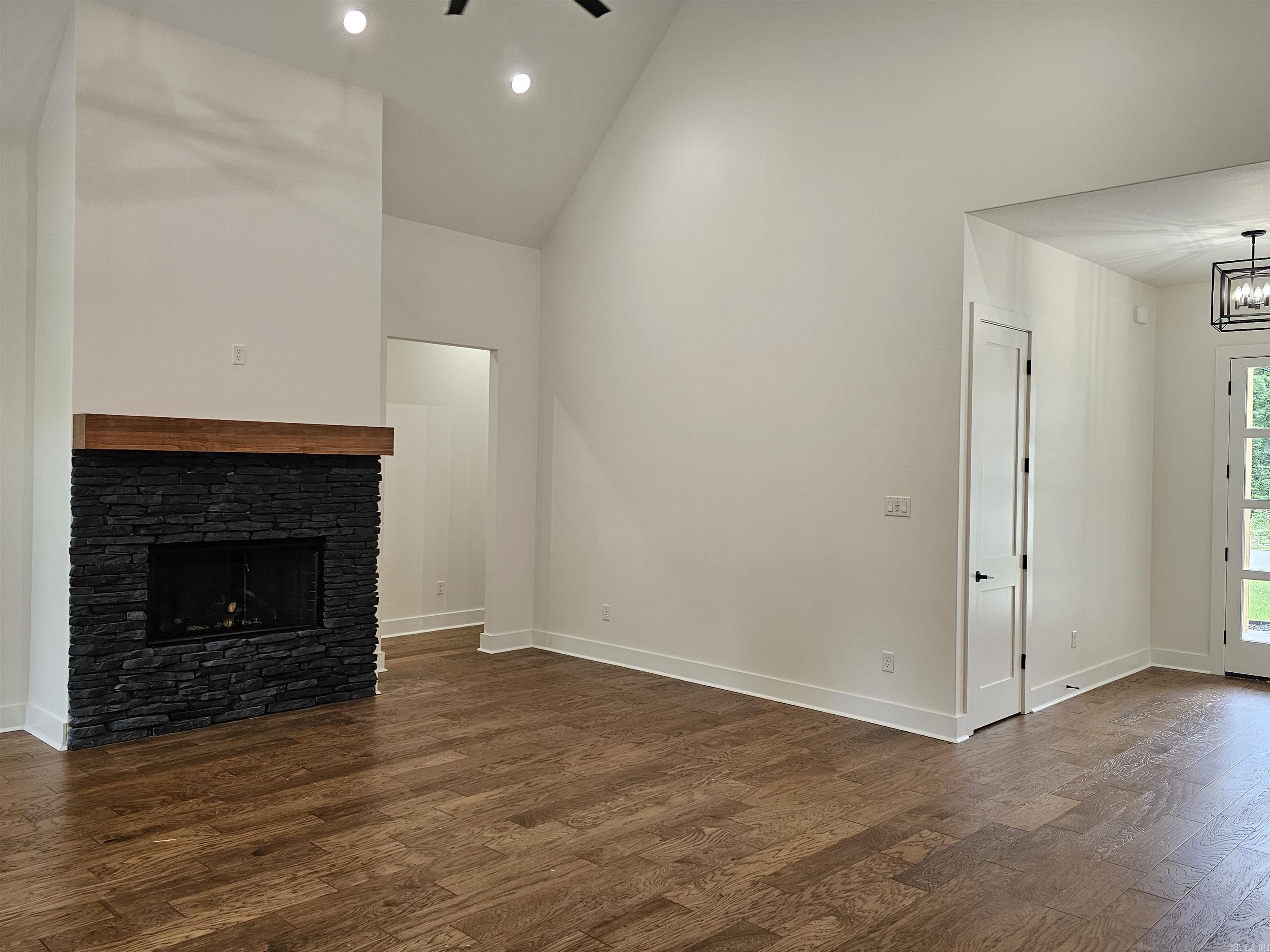 3053 Avilla Manor  Alexander, AR