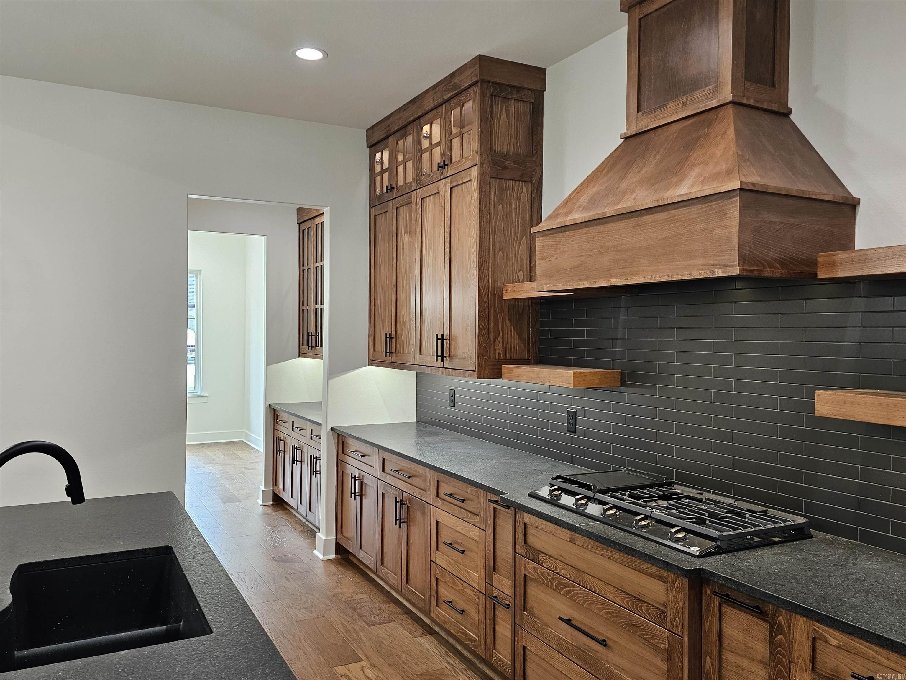 3053 Avilla Manor  Alexander, AR