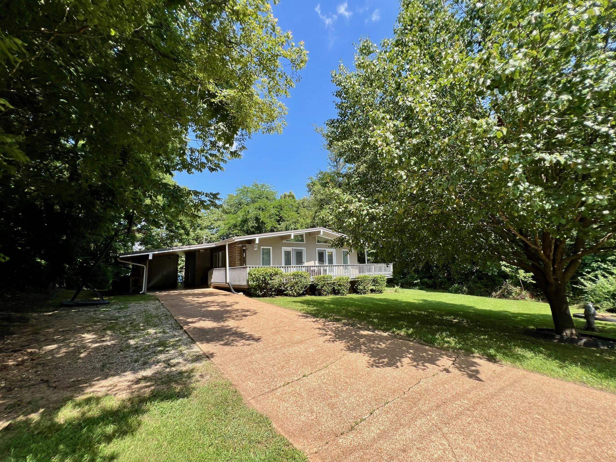 5 Winnebago  Cherokee Village, AR