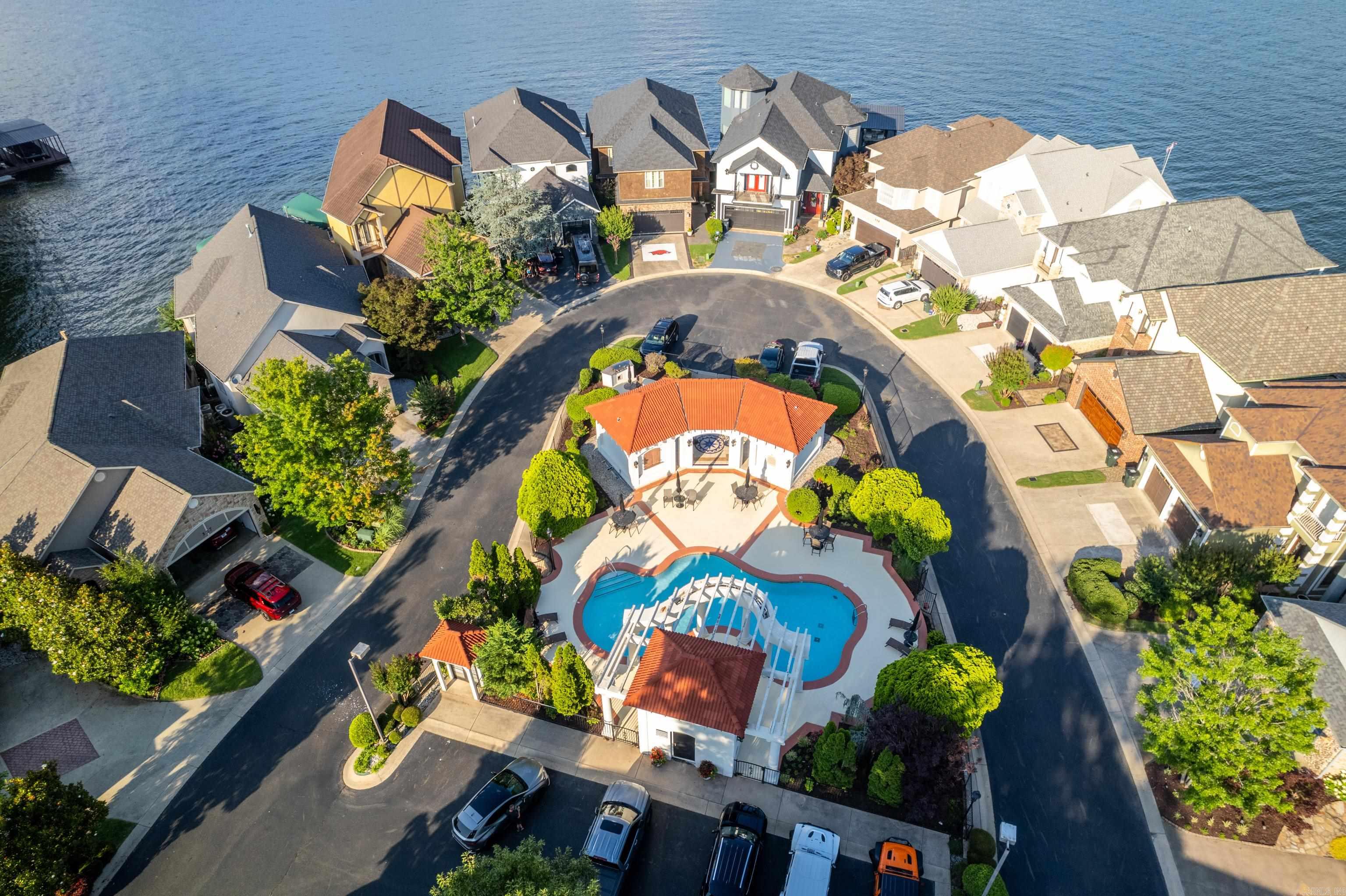 347 Paradise Pt  Hot Springs, AR