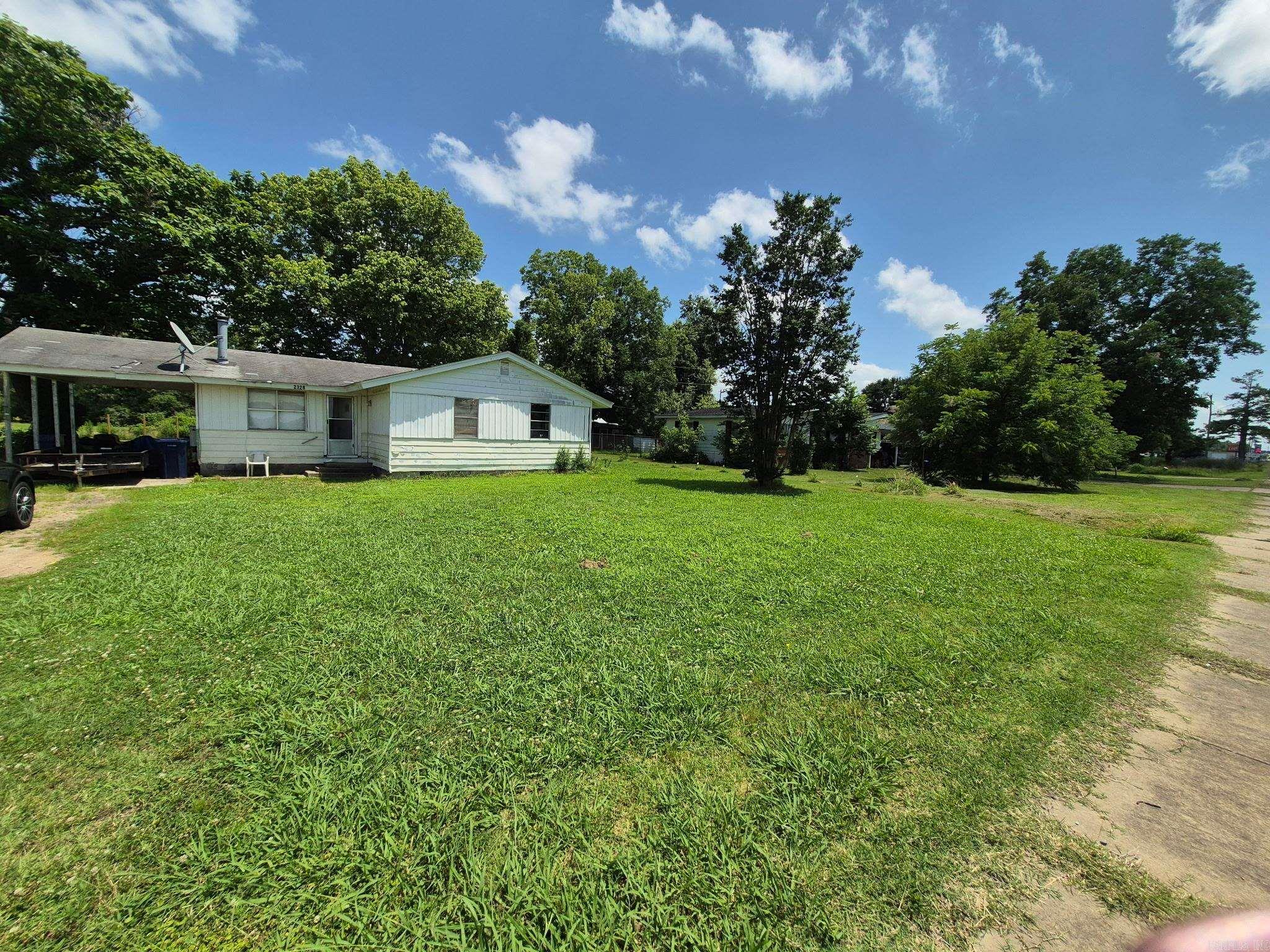 2328 N MAIN  Brinkley, AR