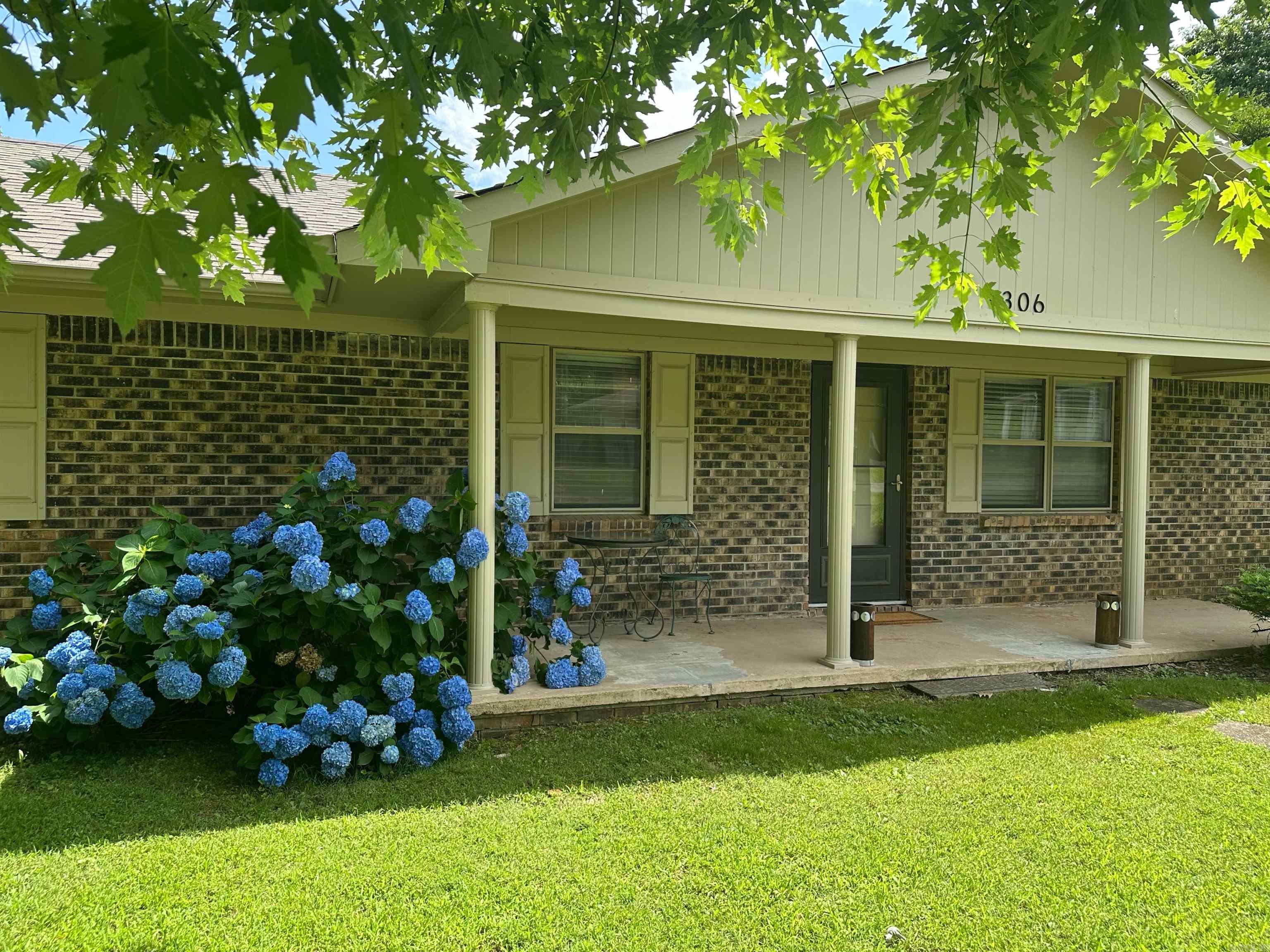 1306 W Emerson  Paragould, AR
