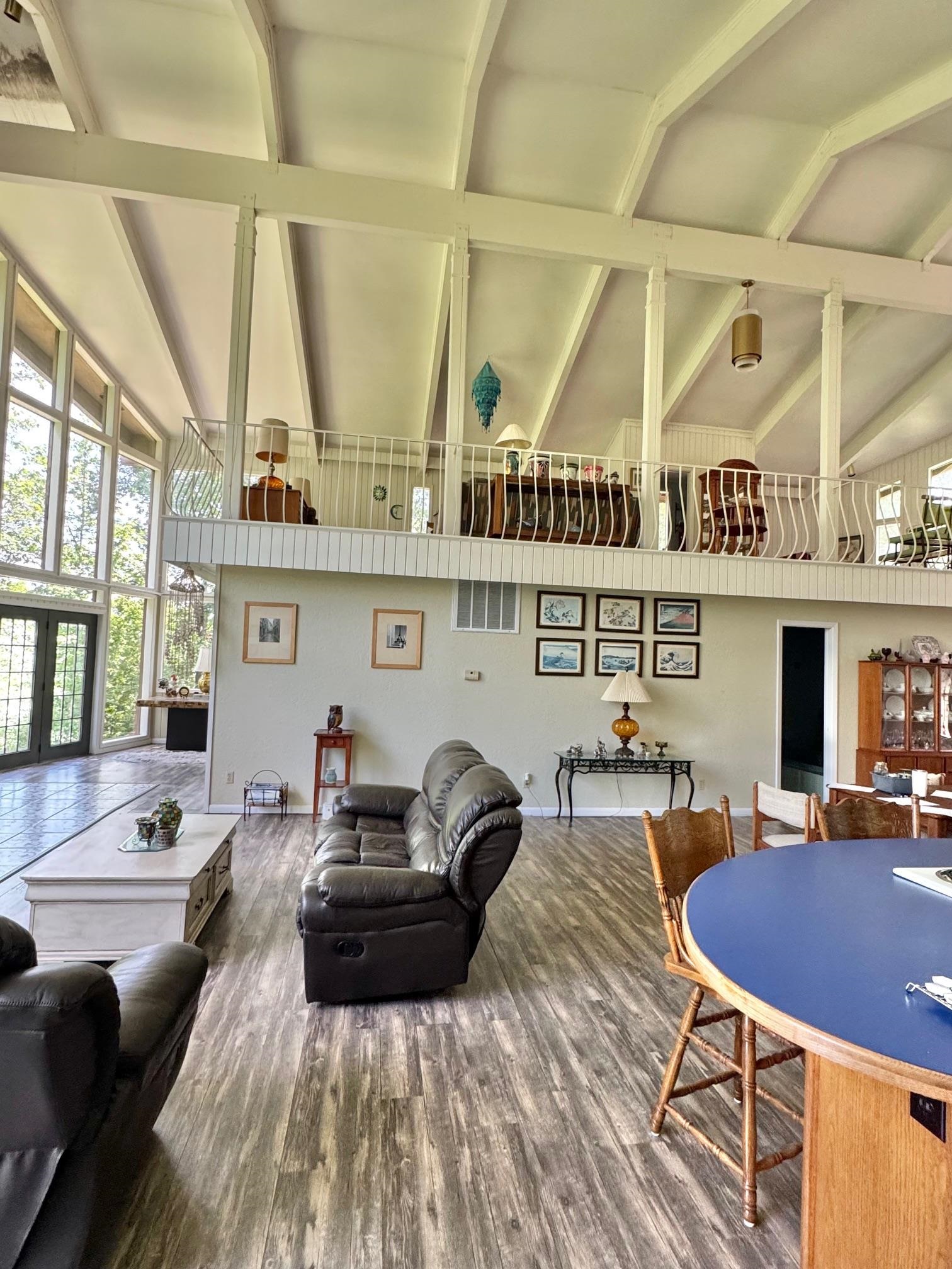 42 W Waketa Dr  Cherokee Village, AR