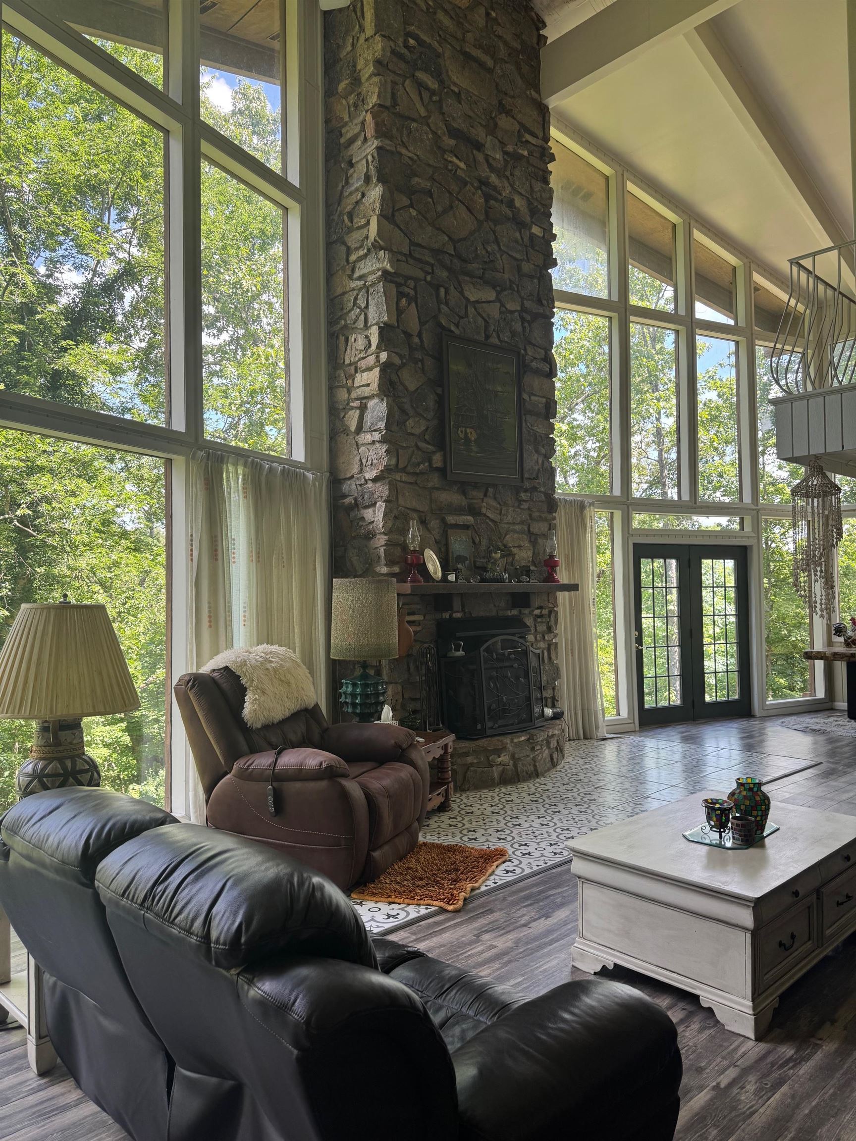 42 W Waketa Dr  Cherokee Village, AR