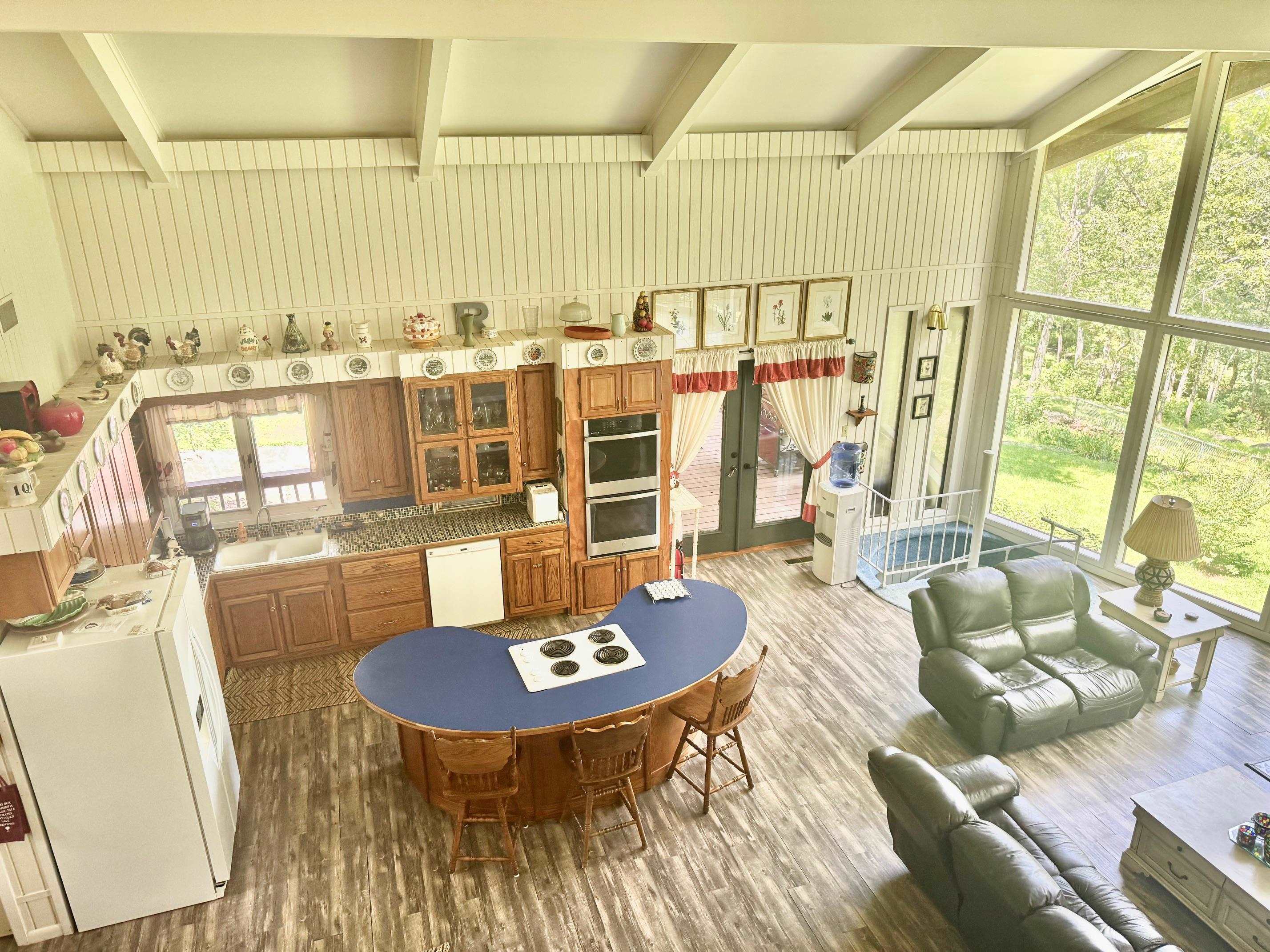 42 W Waketa Dr  Cherokee Village, AR