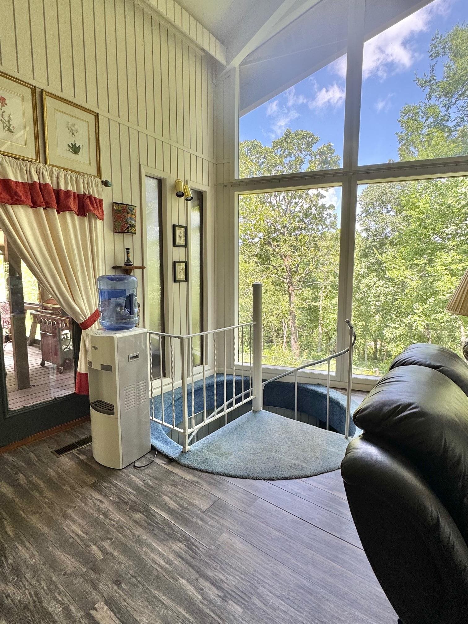 42 W Waketa Dr  Cherokee Village, AR