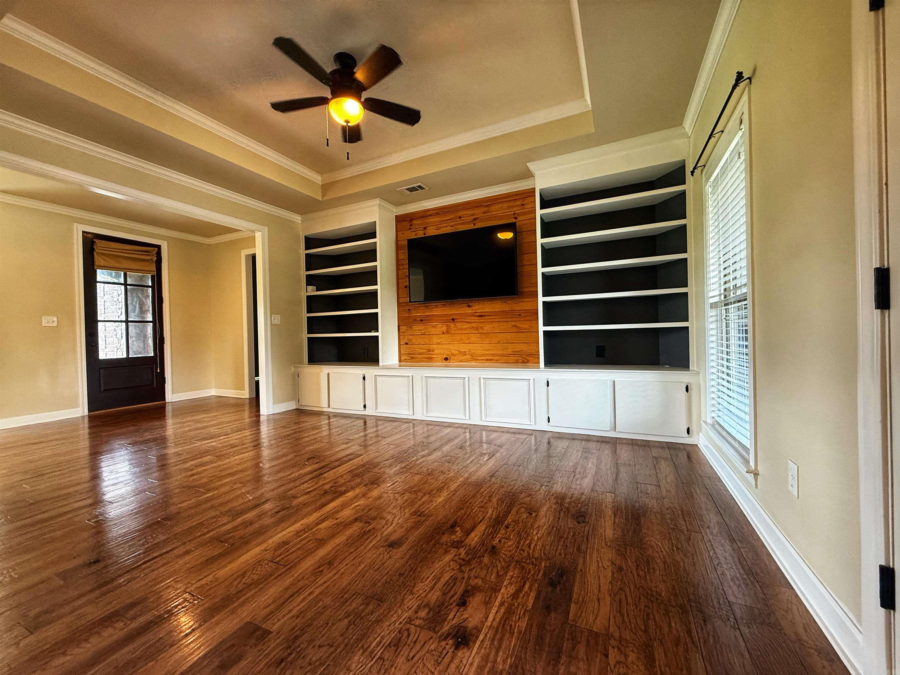 70 Gates  Batesville, AR