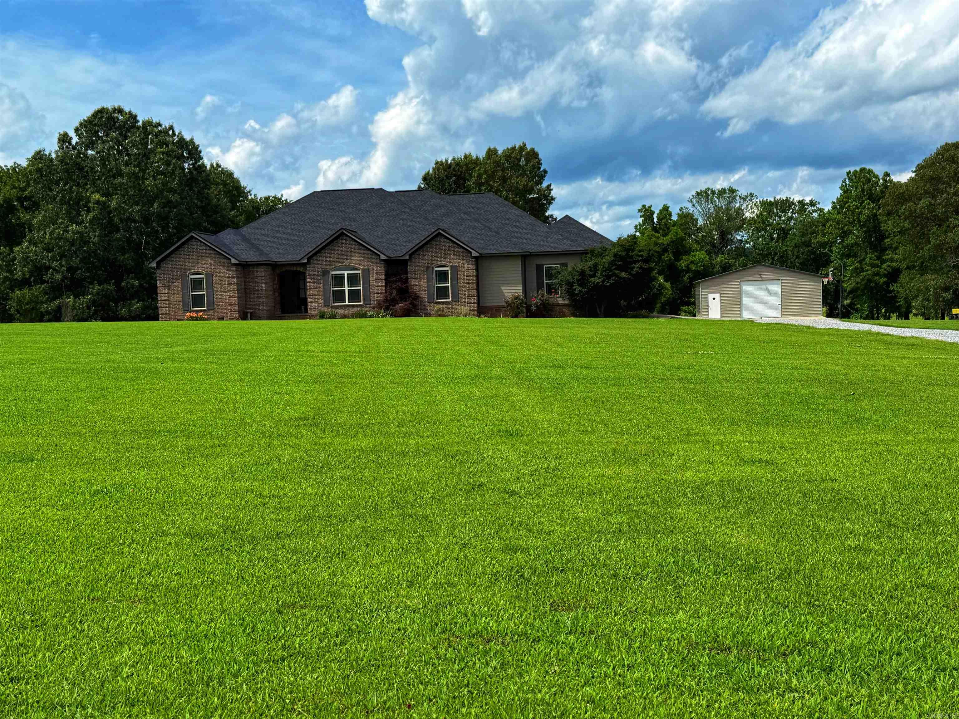 70 Gates  Batesville, AR
