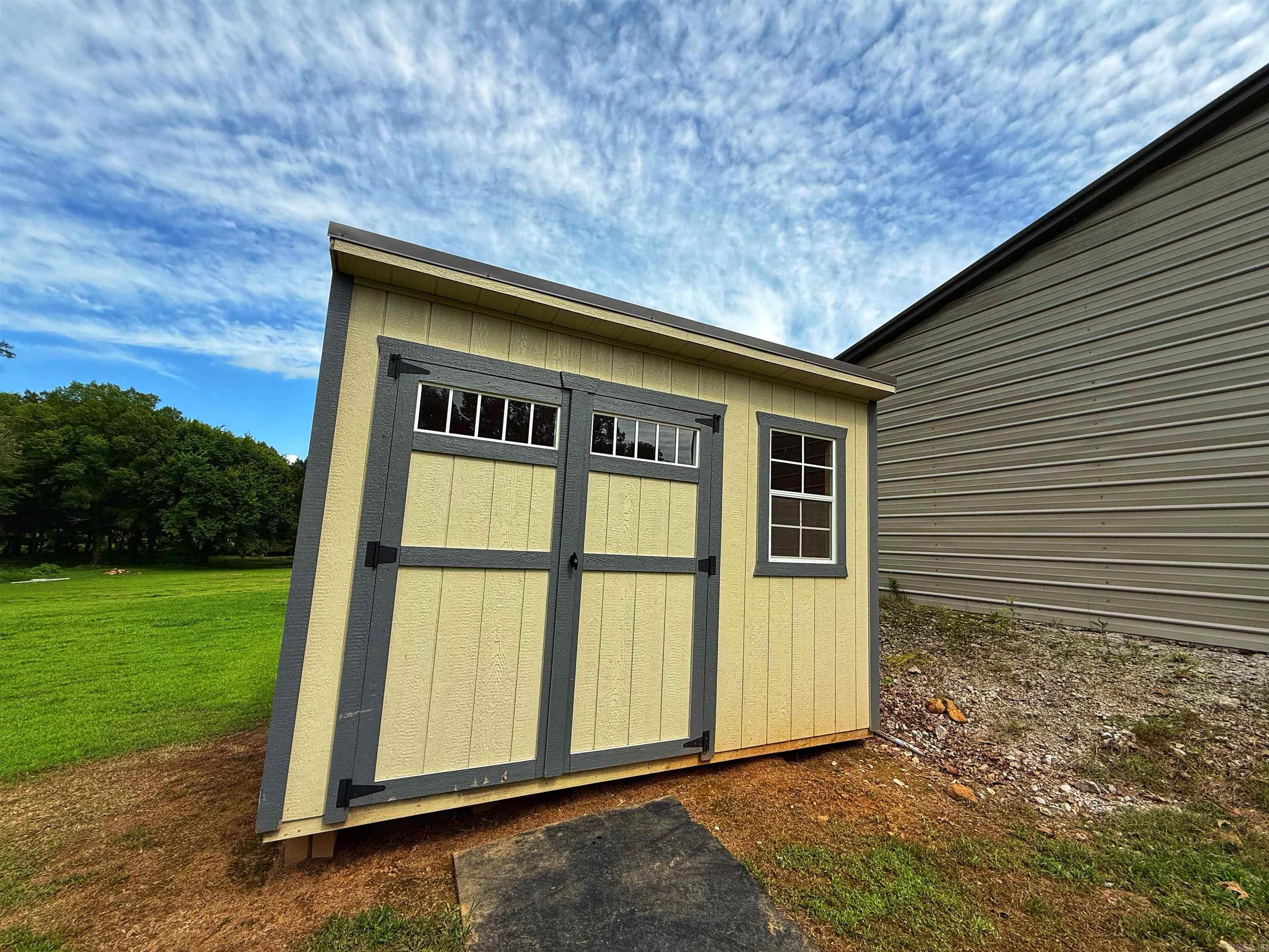 70 Gates  Batesville, AR