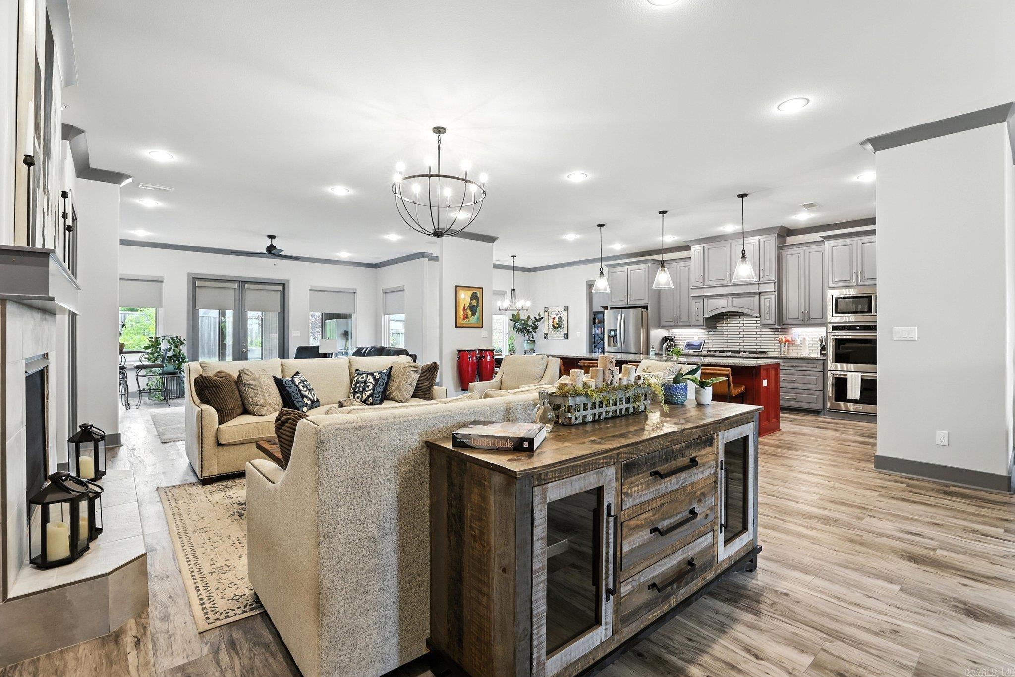 6756 Hilo  Benton, AR