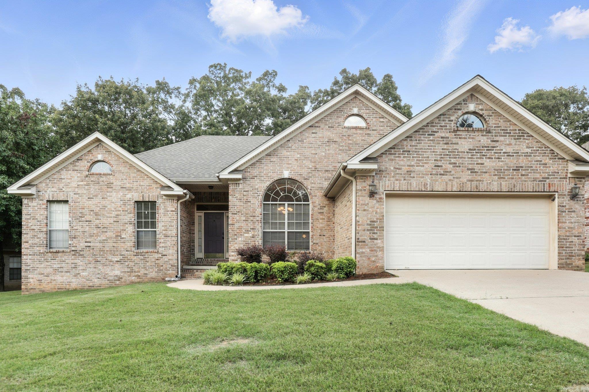 7328 W Ridge  Sherwood, AR