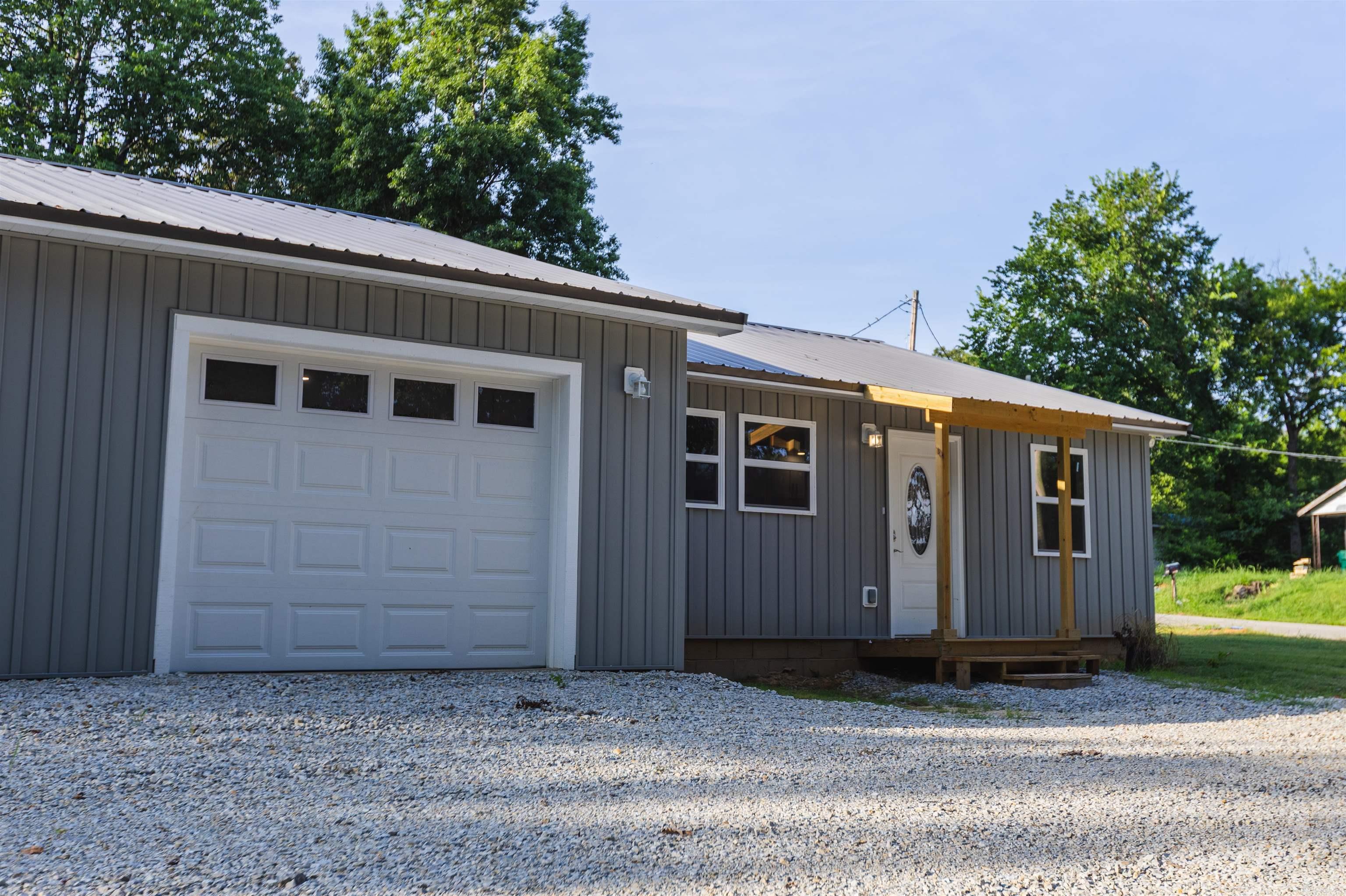 377 N 3rd Street Black Rock, AR 72415