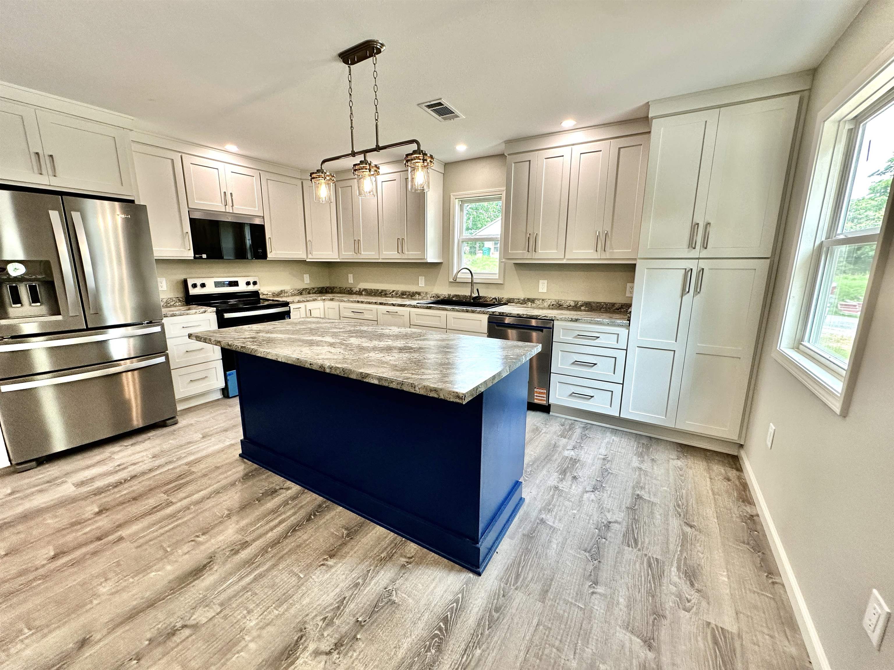 377 N 3rd  Black Rock, AR