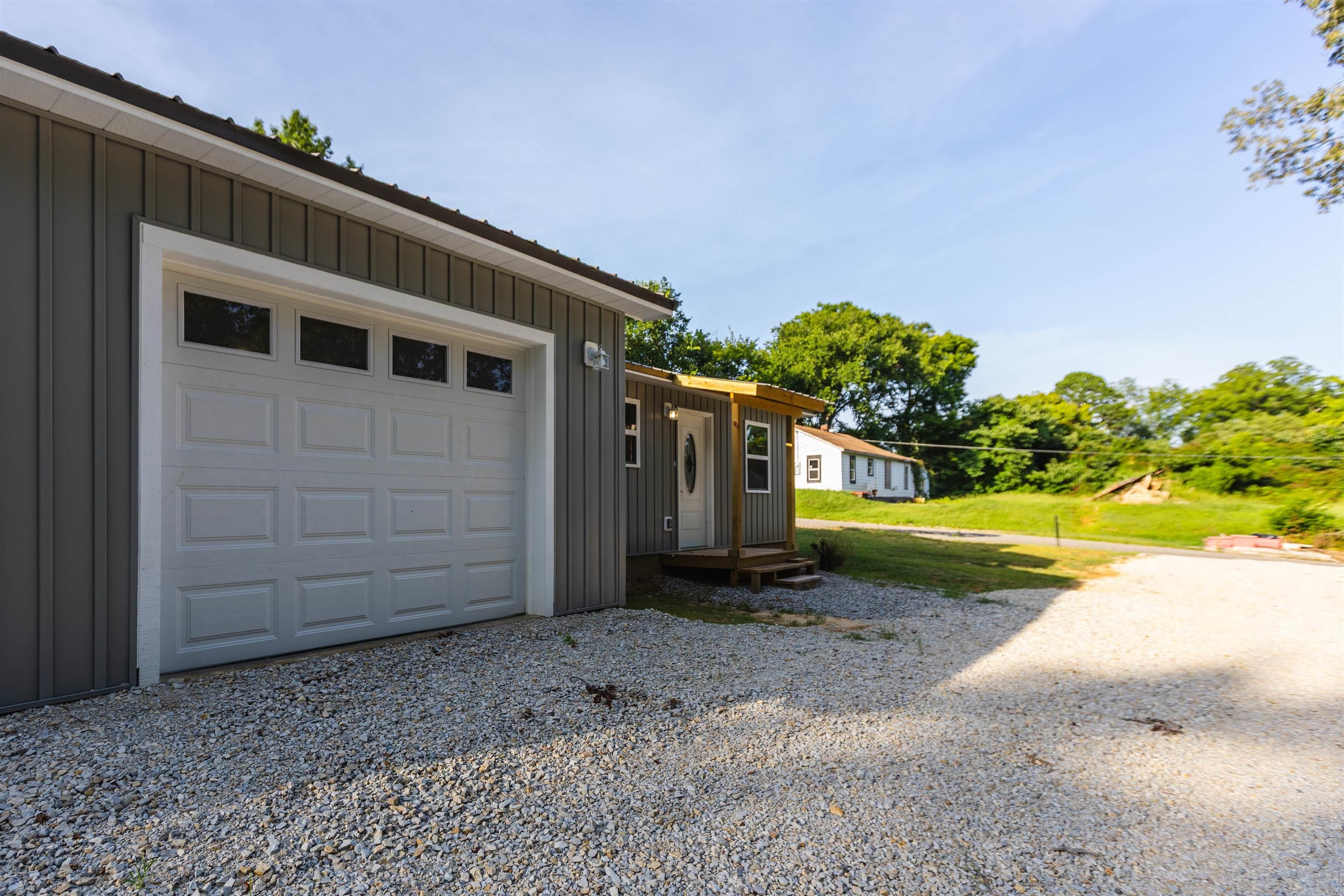 377 N 3rd Street Black Rock, AR 72415