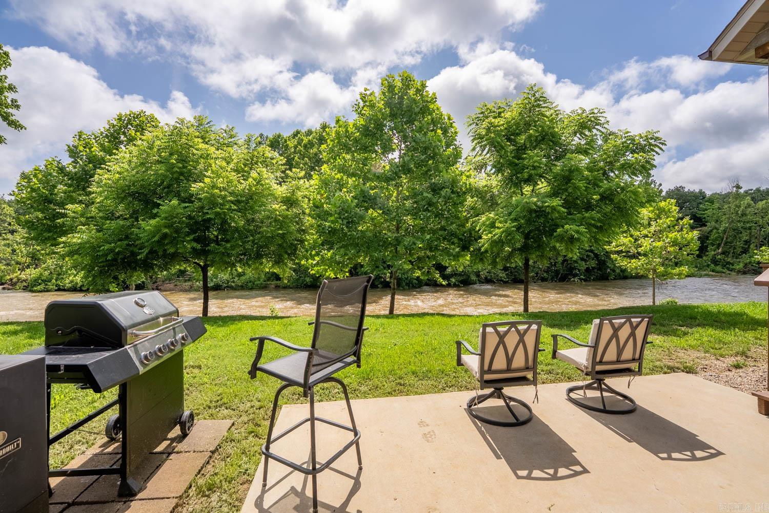 347 Big Trout Trail  Mammoth Spring, AR