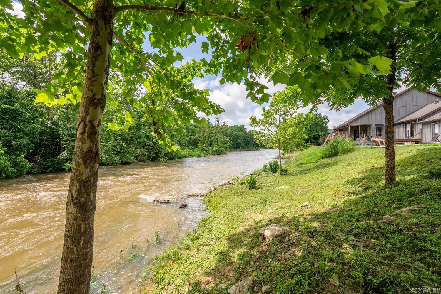 347 Big Trout Trail  Mammoth Spring, AR