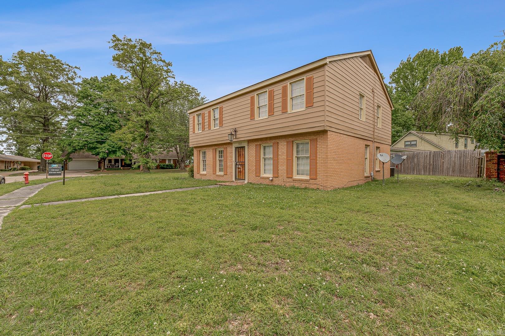 720 N 18th  Blytheville, AR