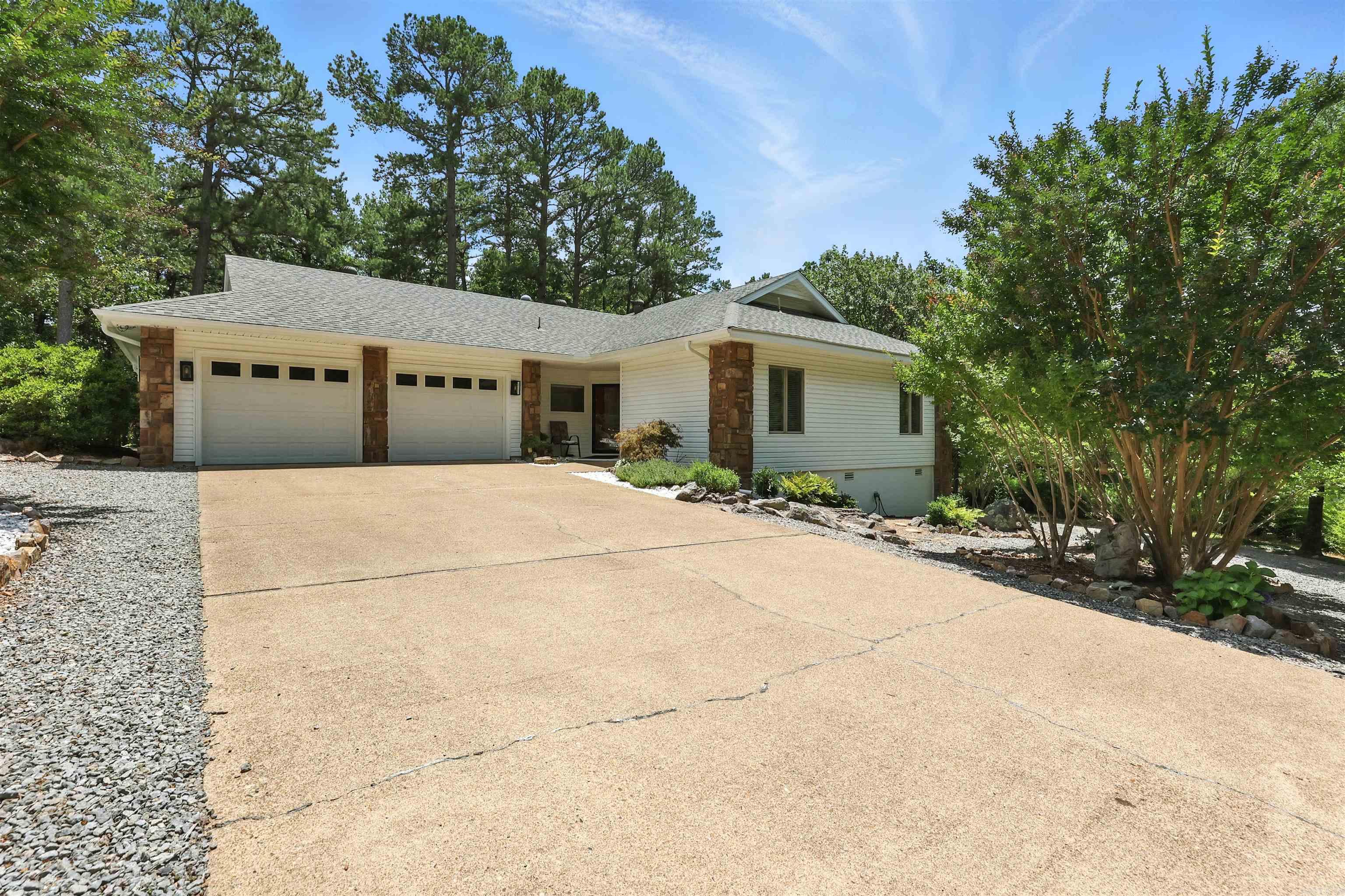 1 Penaranda  Hot Springs Village, AR