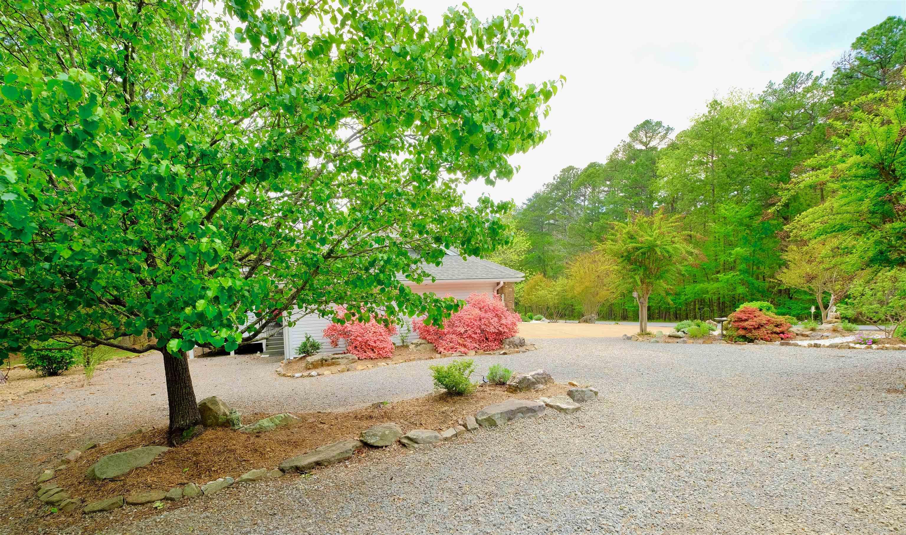 1 Penaranda Lane Hot Springs Village, AR 71909