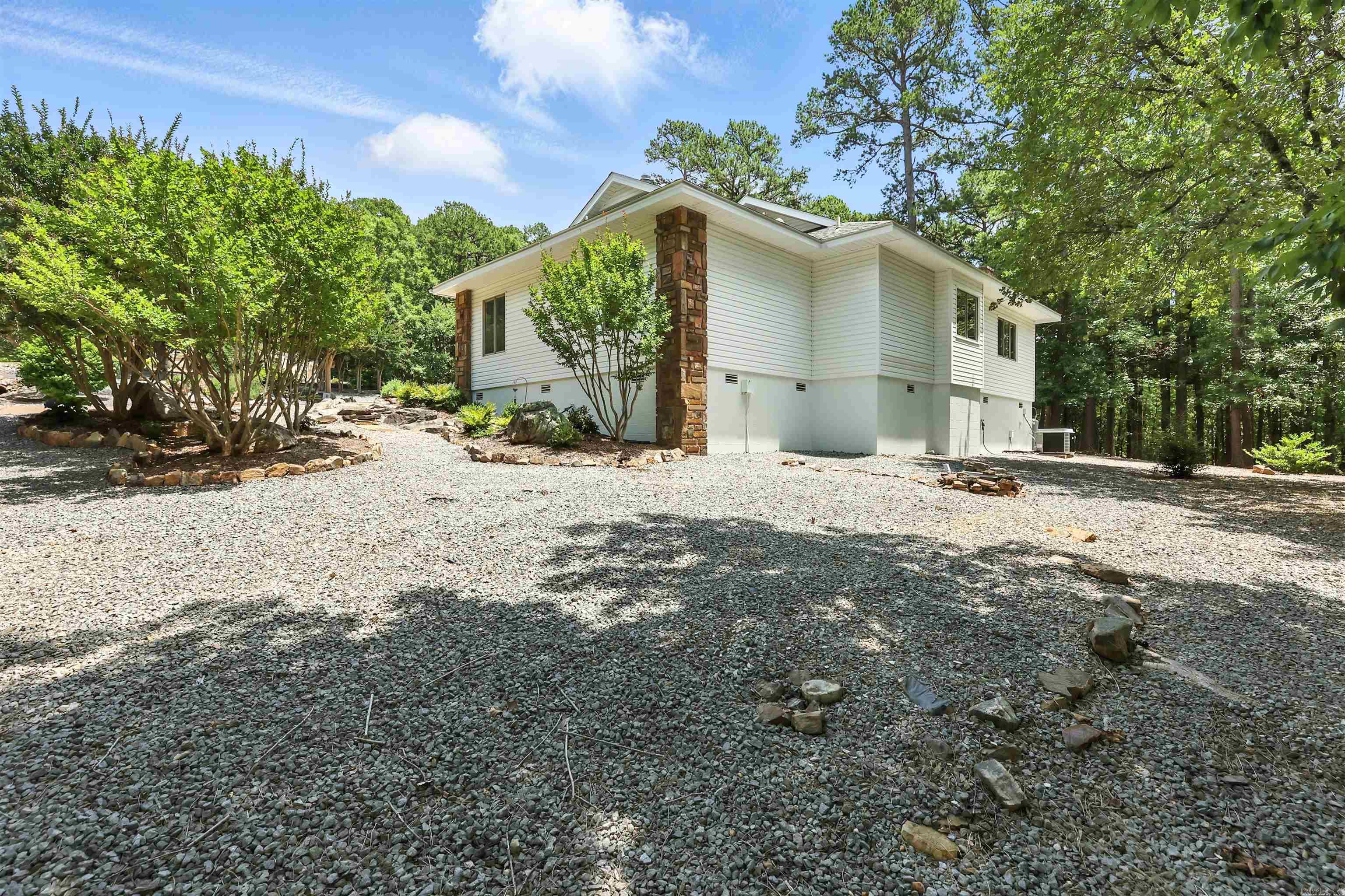 1 Penaranda  Hot Springs Village, AR