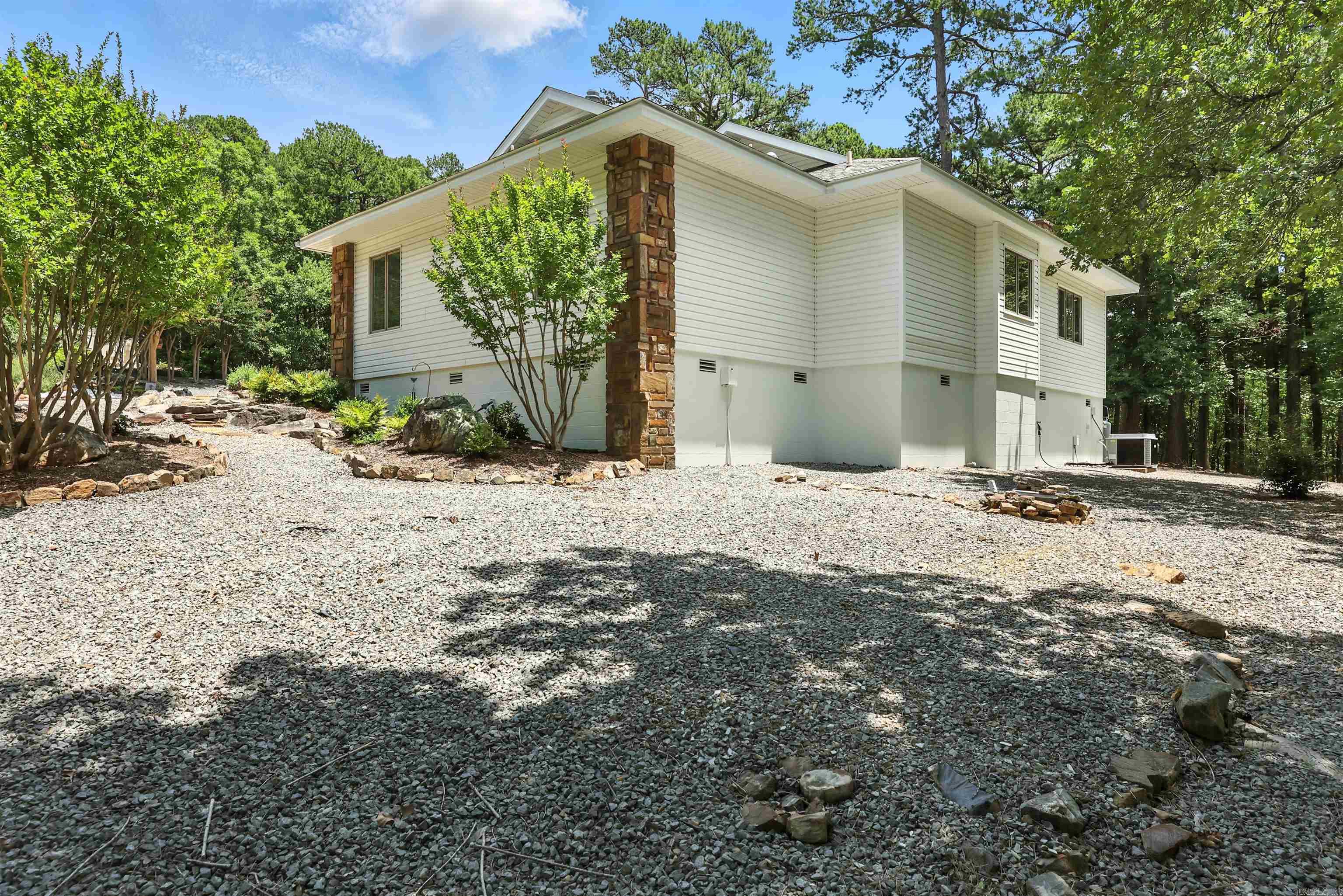 1 Penaranda  Hot Springs Village, AR