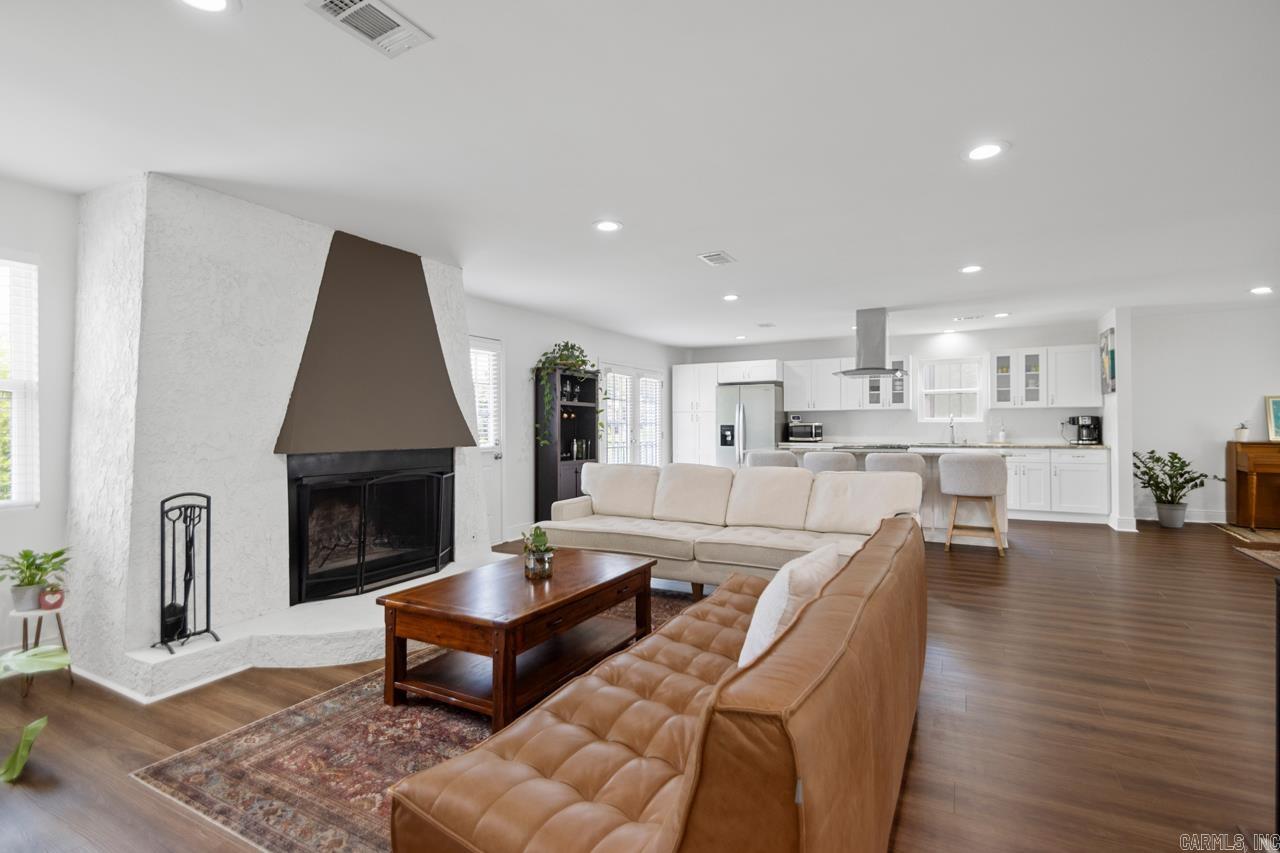 26 Buttermilk  Little Rock, AR
